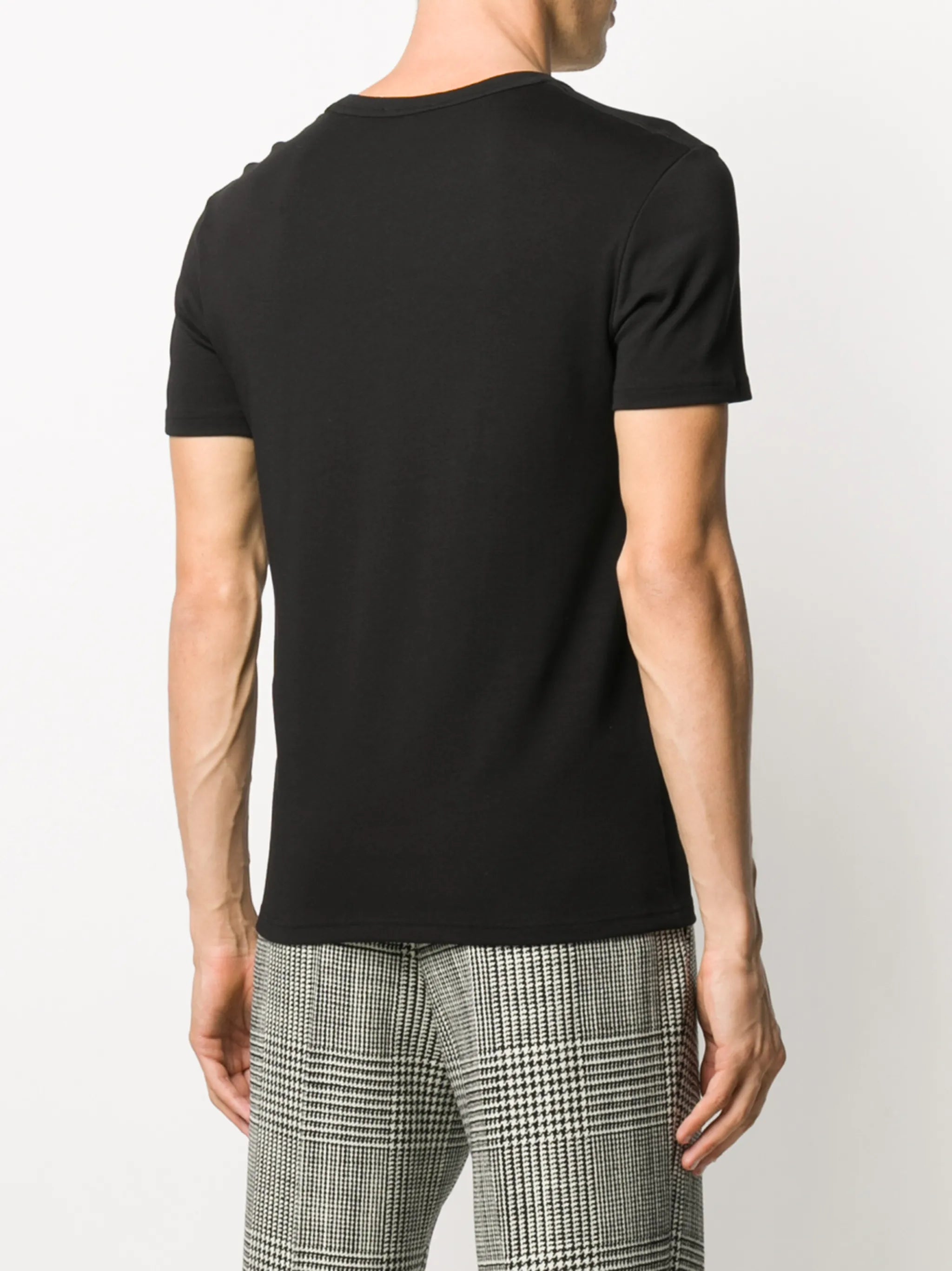 T-SHIRT V-NECK