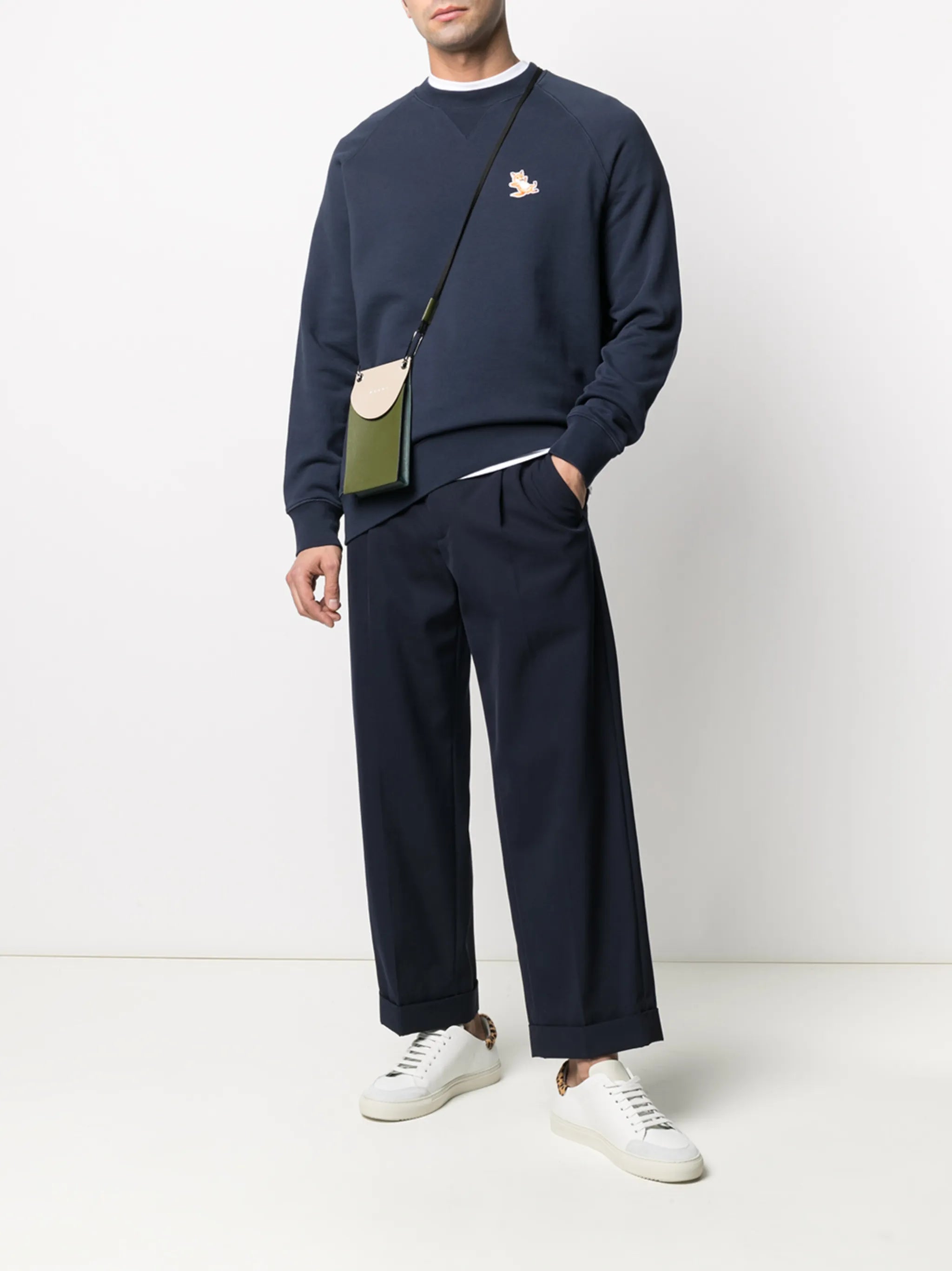 Sweatshirt mit Logo-Stickerei