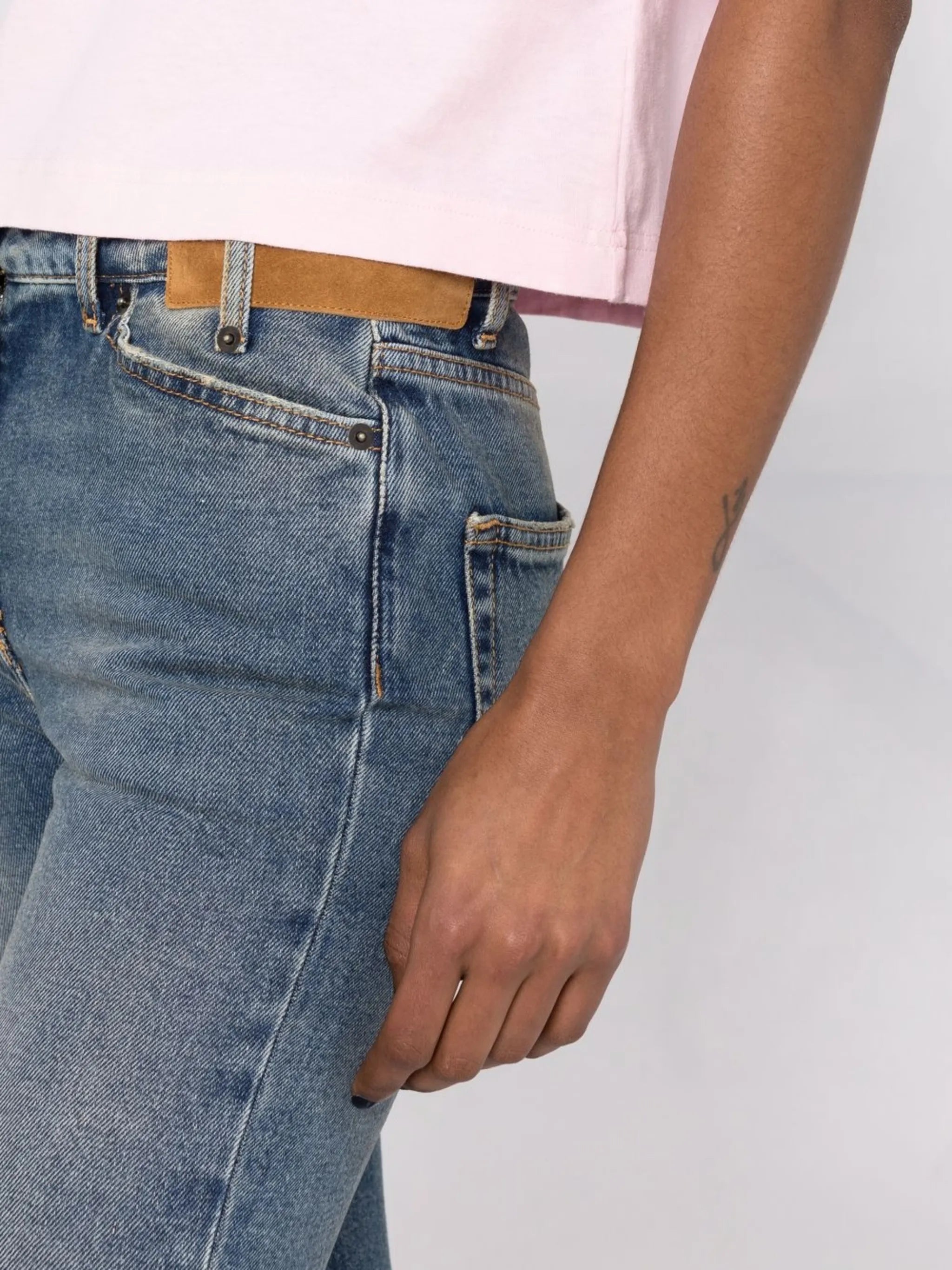 Jeans mit Logo-Patch