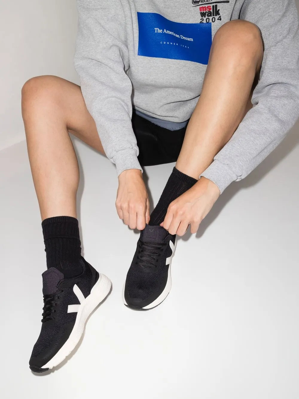 Sneakers mit Logo-Patch