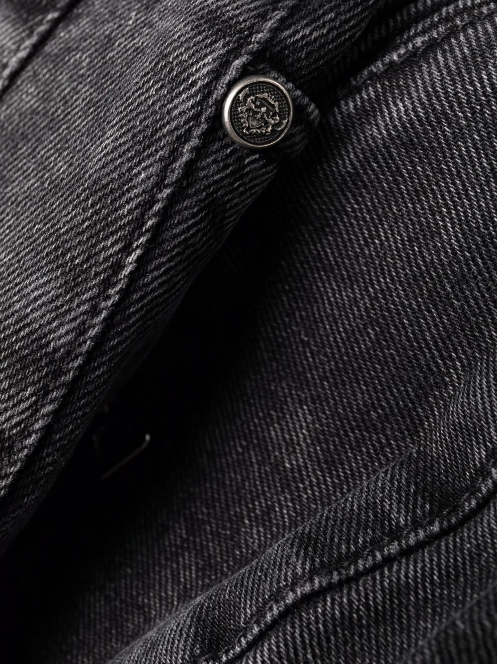 Schmale Jeans mit Bleached-Effekt
