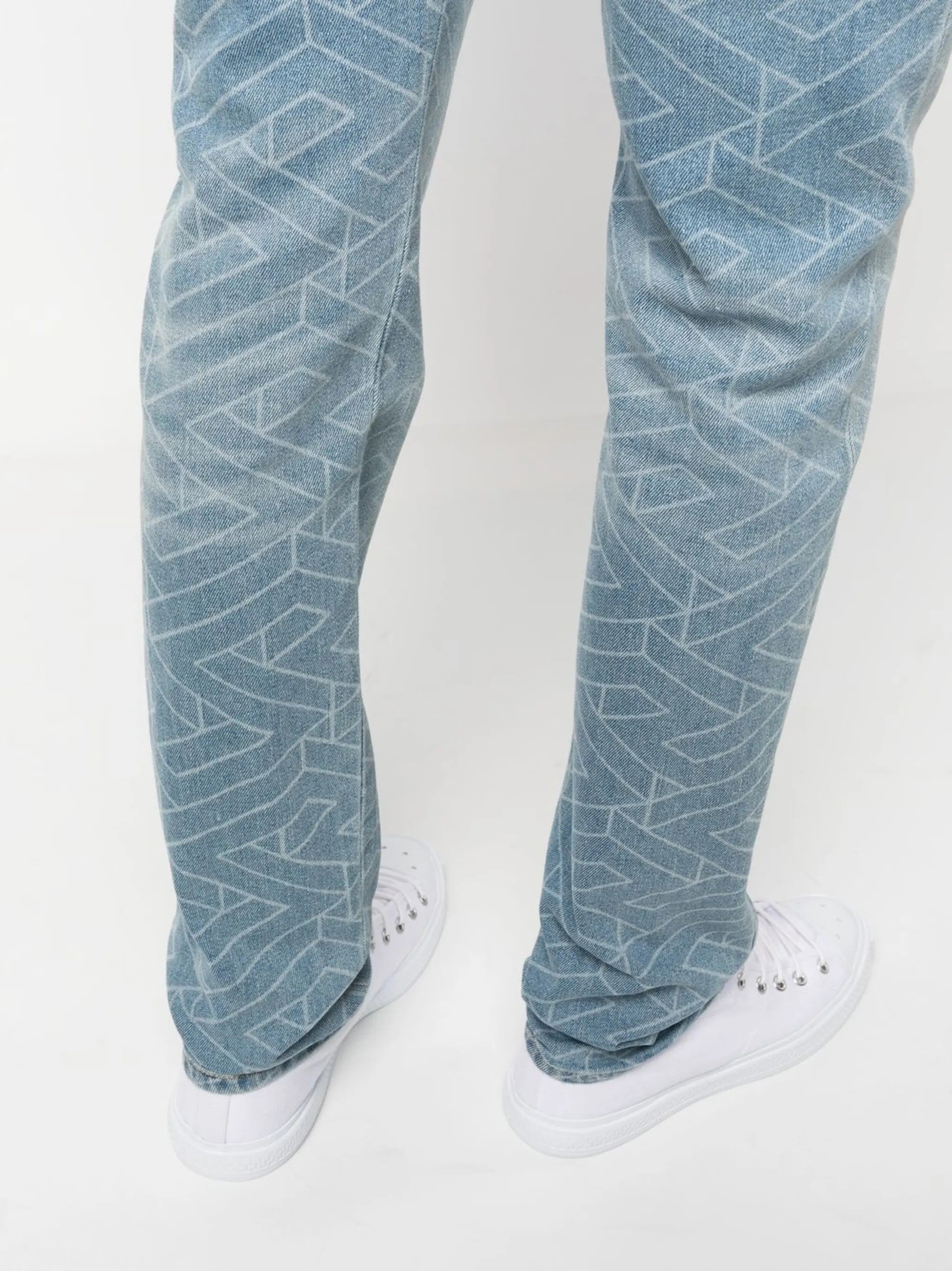 Jeans mit geometrischem Print