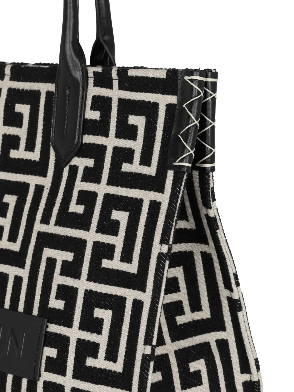 Schultertasche mit Jacquardmuster
