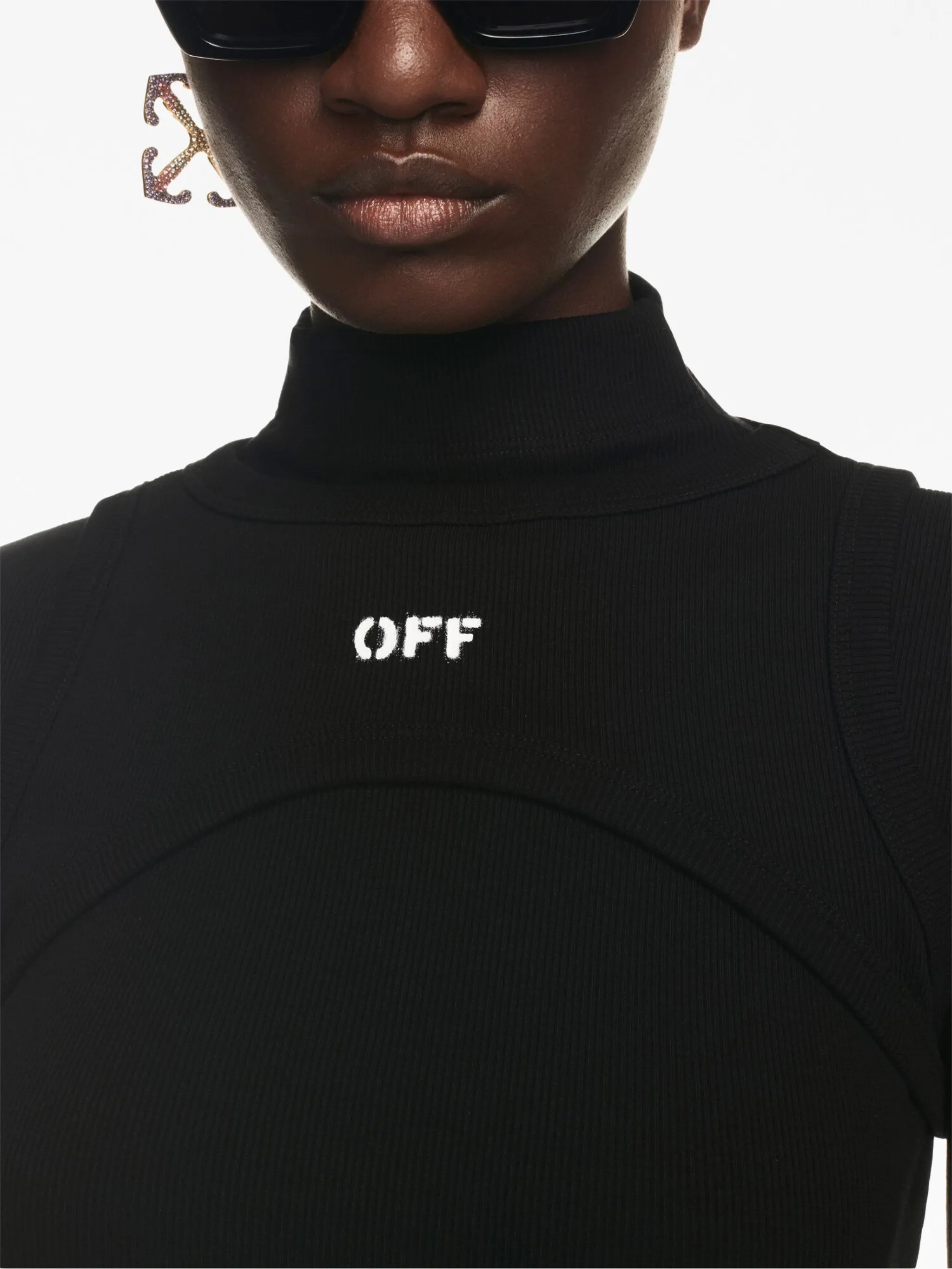 Geripptes Rollkragenkleid