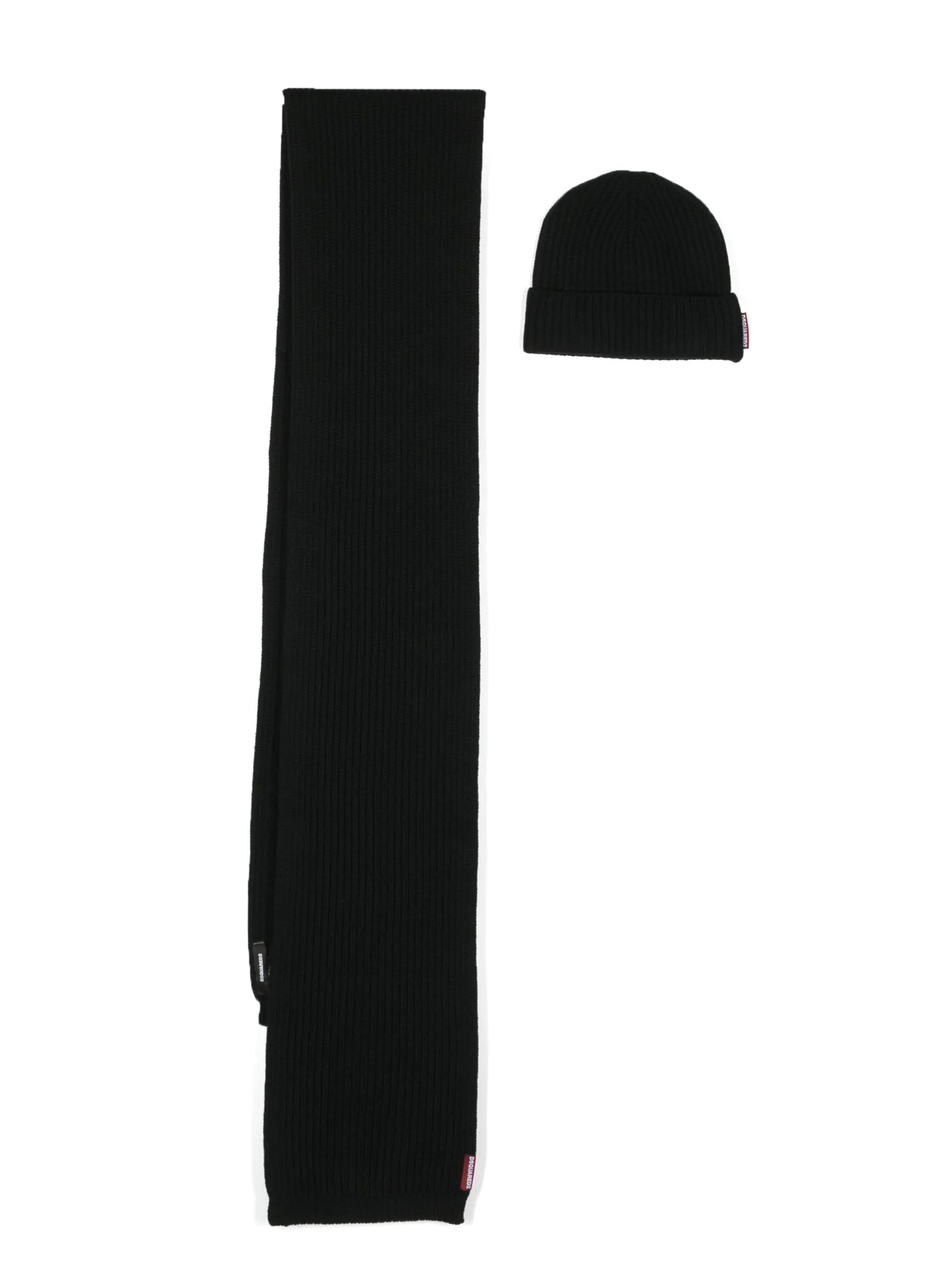 Set of scarf and beanie