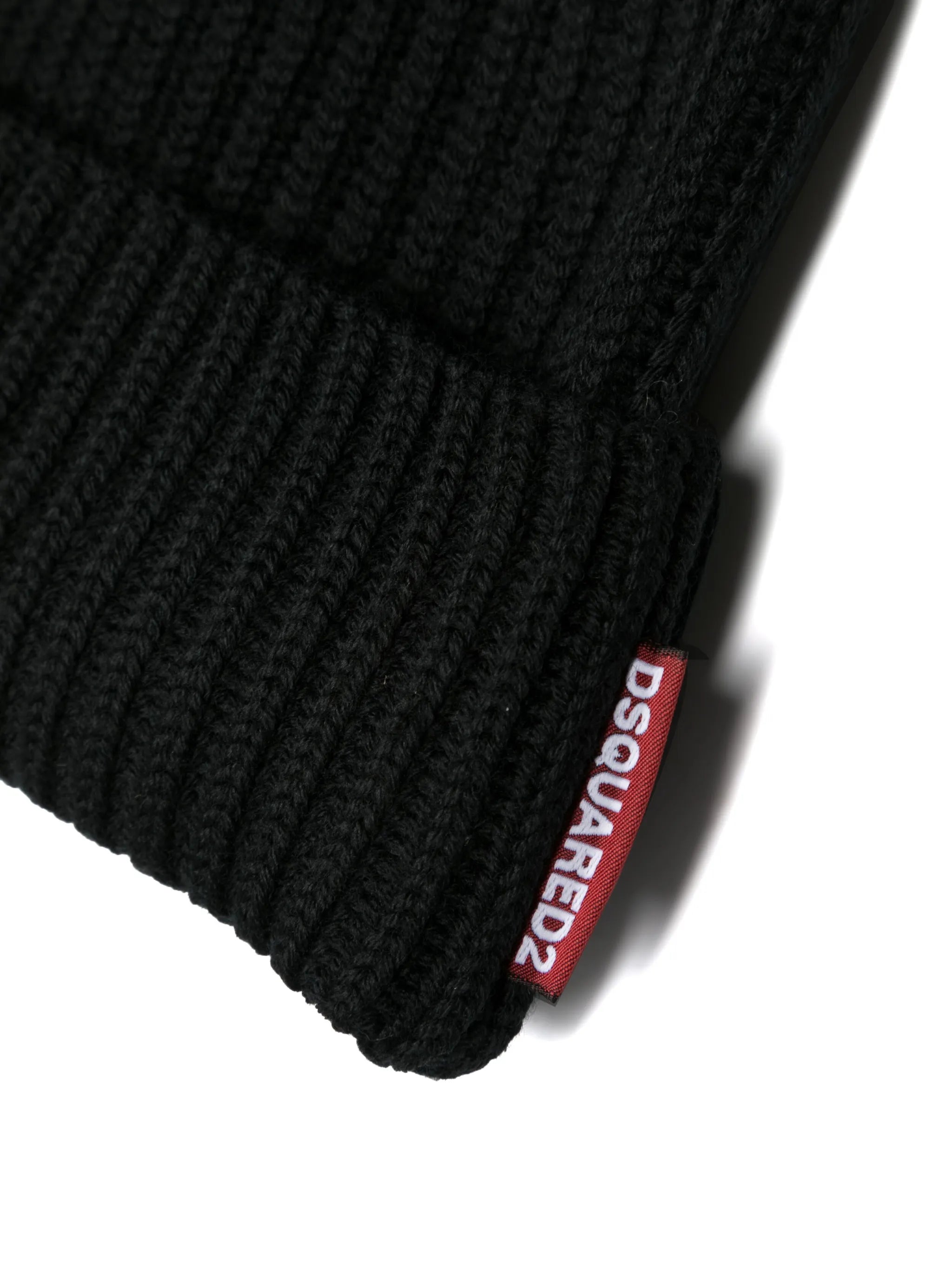 Set of scarf and beanie