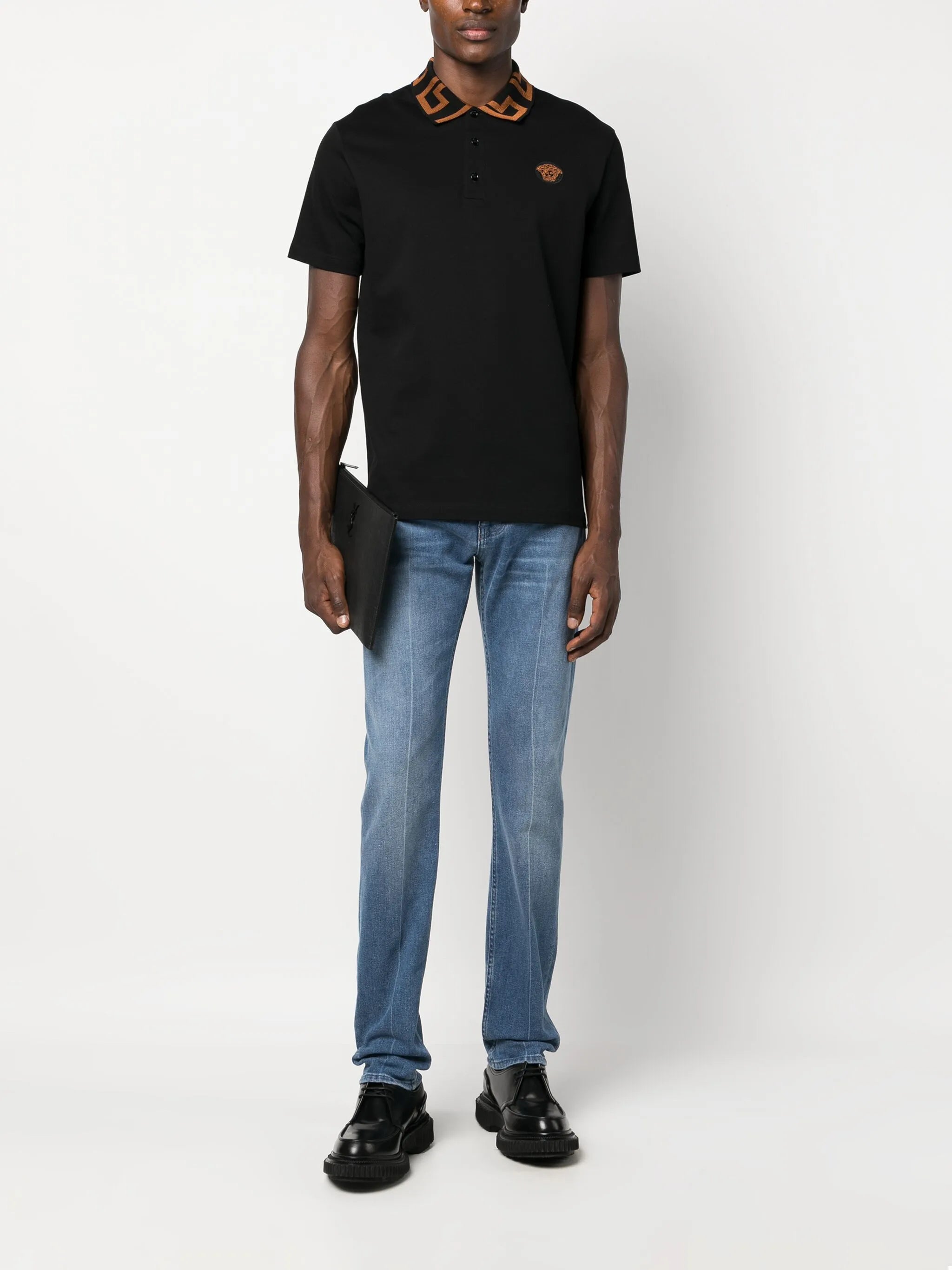 Slim-Fit-Jeans mit Logo-Patch
