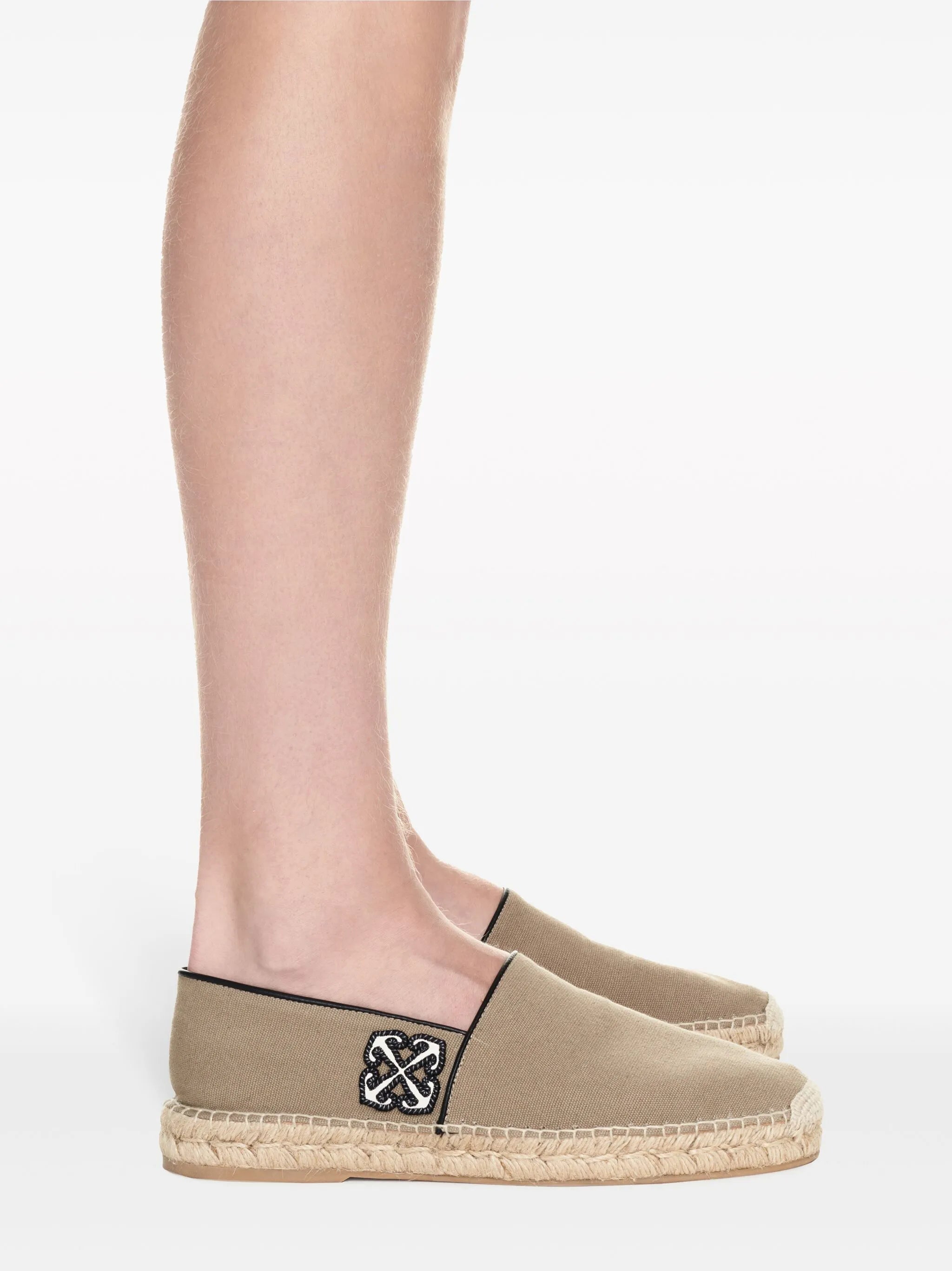 Anglette Espadrilles mit Arrows-Applikation
