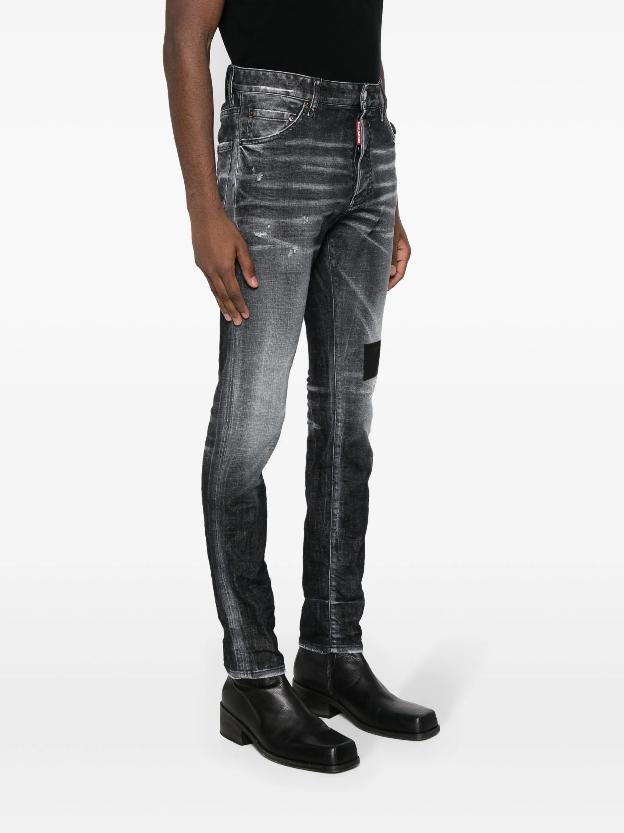 Skinny-Jeans im Distressed-Look