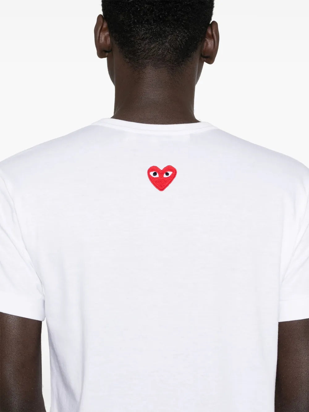 T-Shirt mit ikonischem Herz-Patch