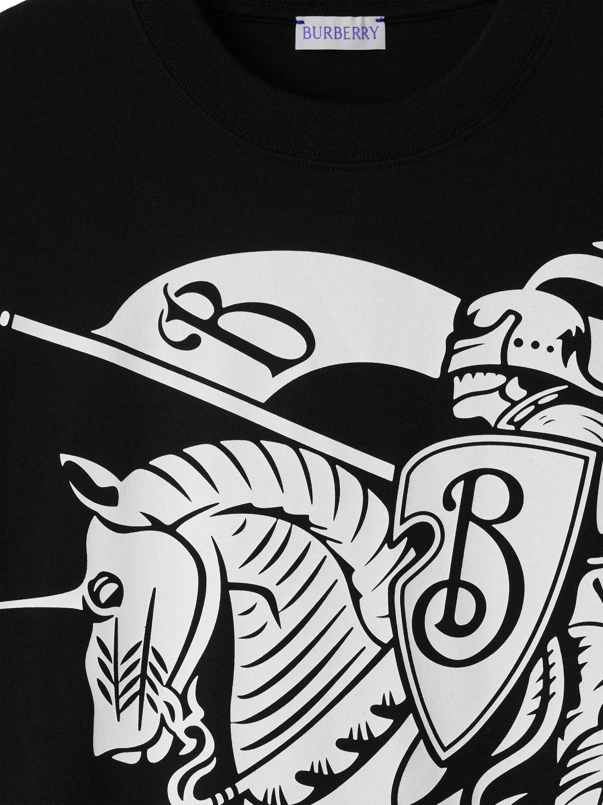 T-shirt with Equestrian Knight print