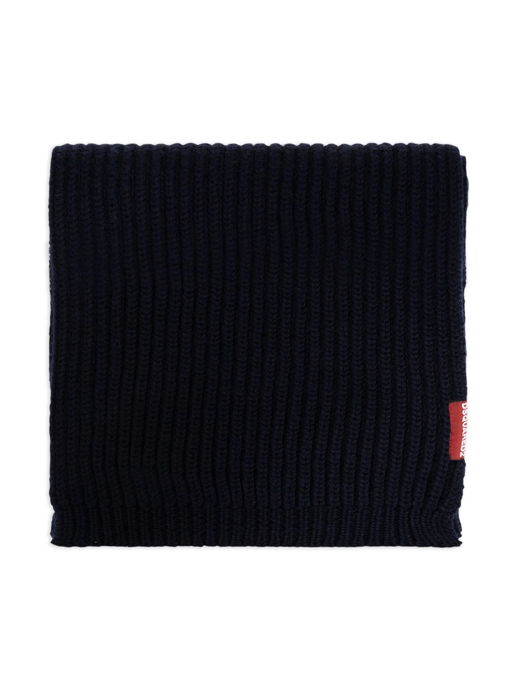 Set of scarf and beanie