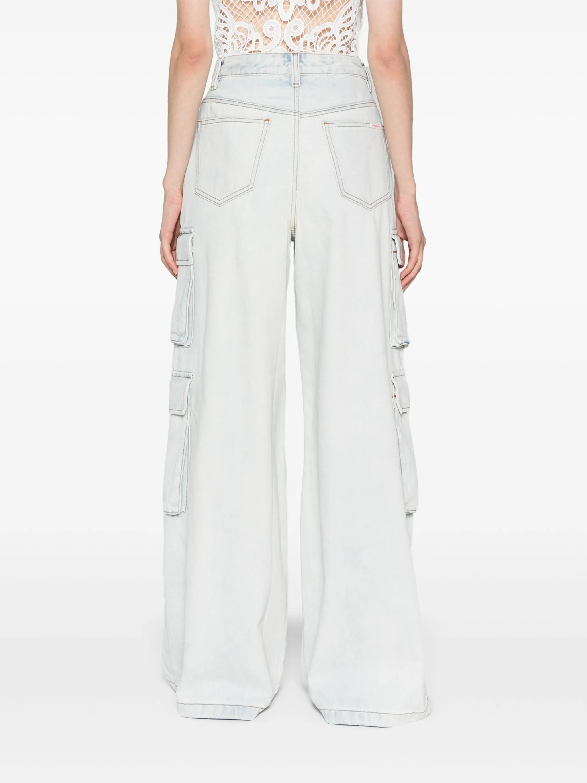 Jeans mit weitem Bein