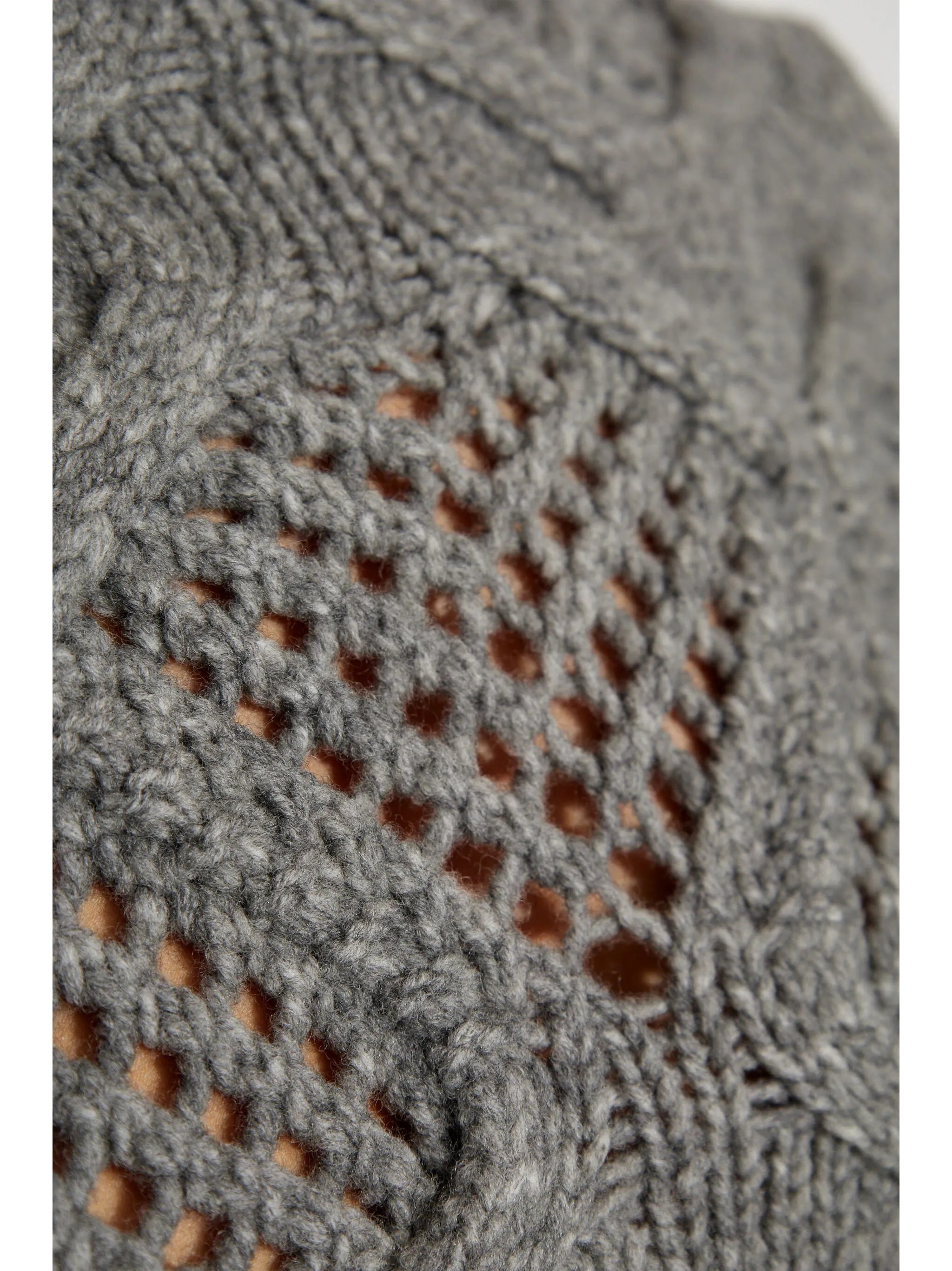 Pullover mit Lochstrickmuster