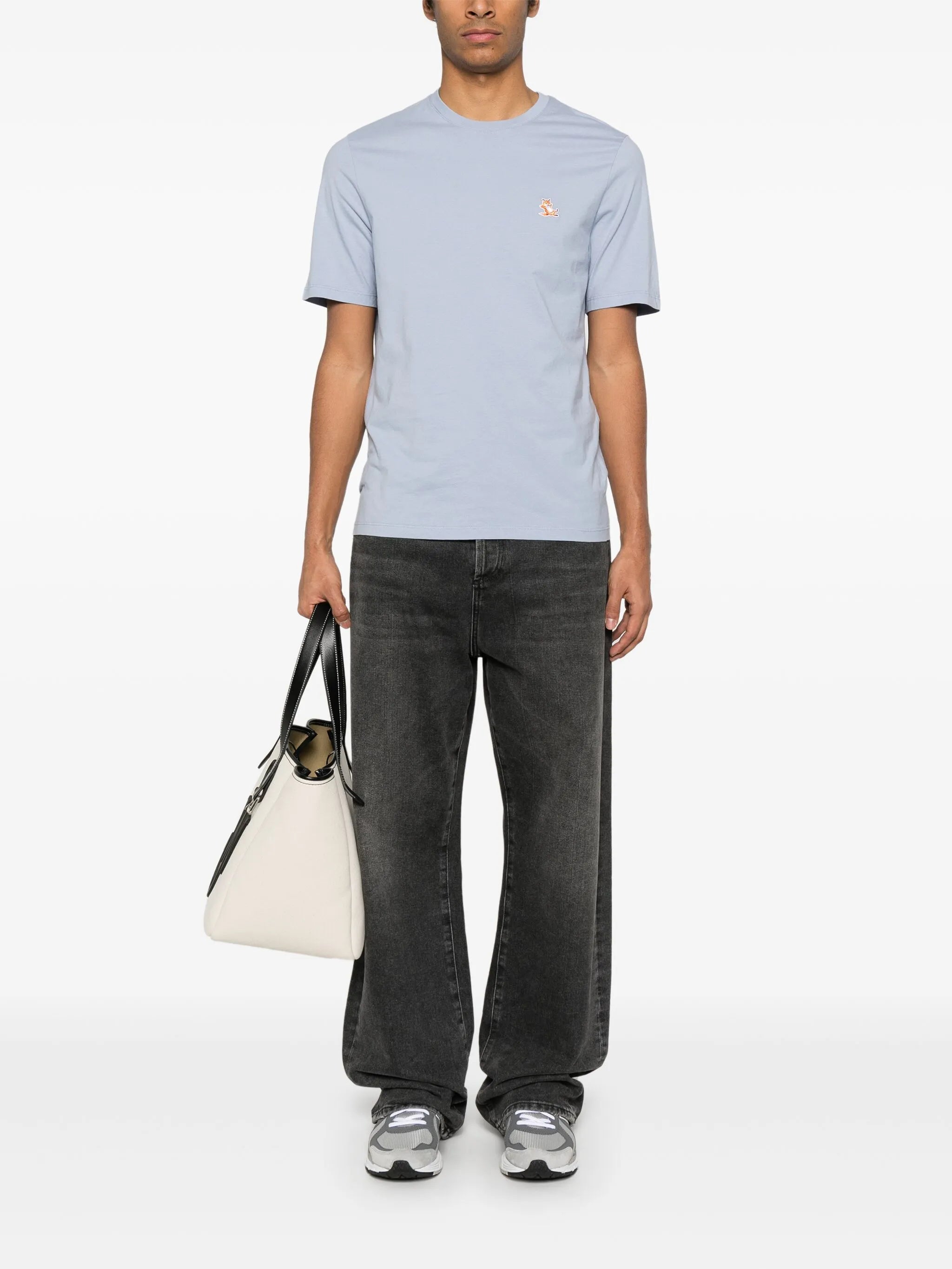 T-Shirt mit Chillax Fox-Patch