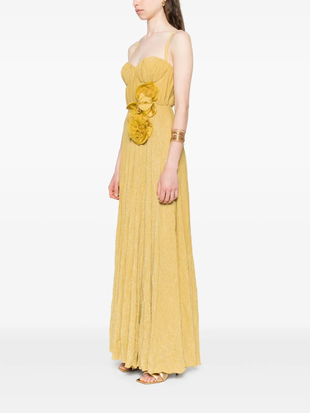 Abendkleid mit Blumenapplikation
