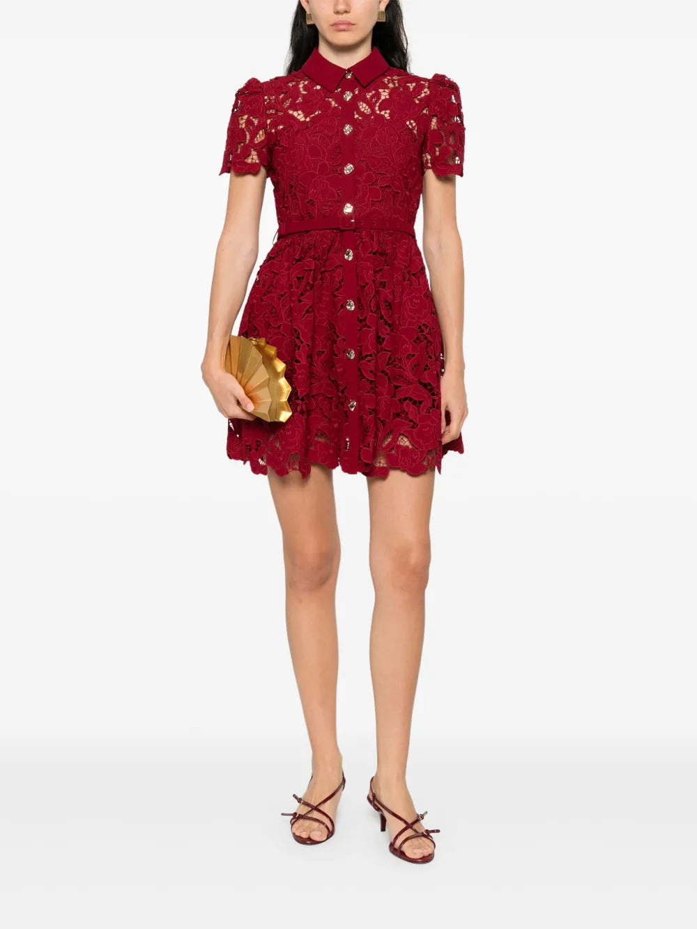 Mini dress made of lace with floral pattern