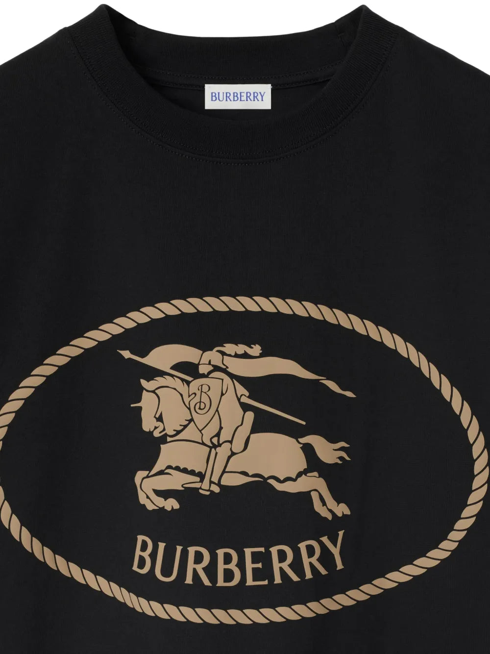 T-Shirt mit Knight-Stempel