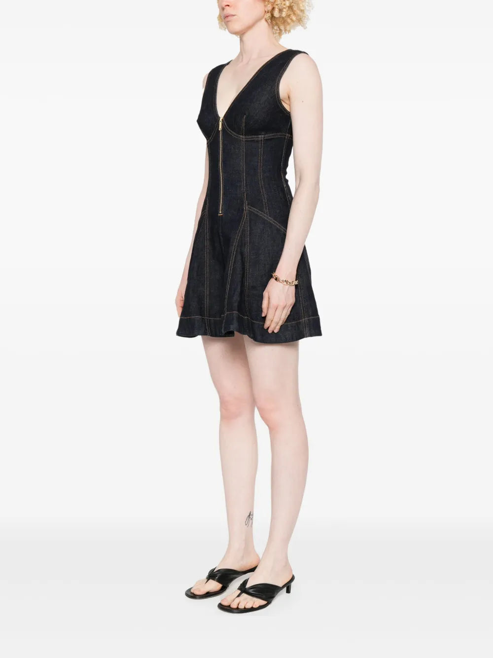 Klassisches Jeans-Minikleid
