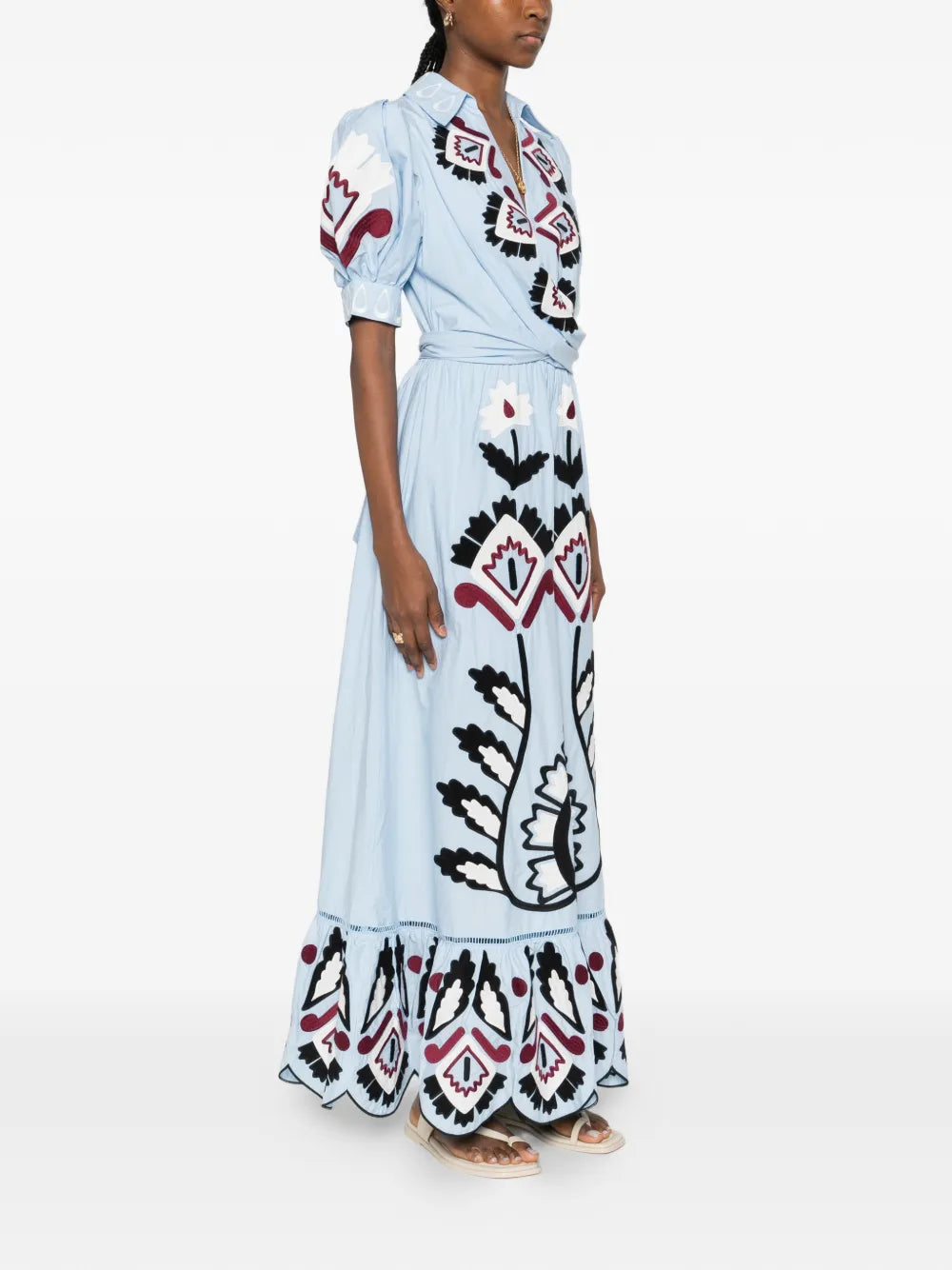 Maxi dress with puff sleeves