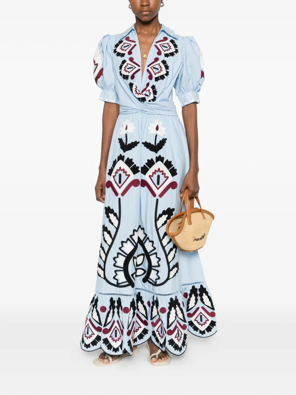 Maxi dress with puff sleeves