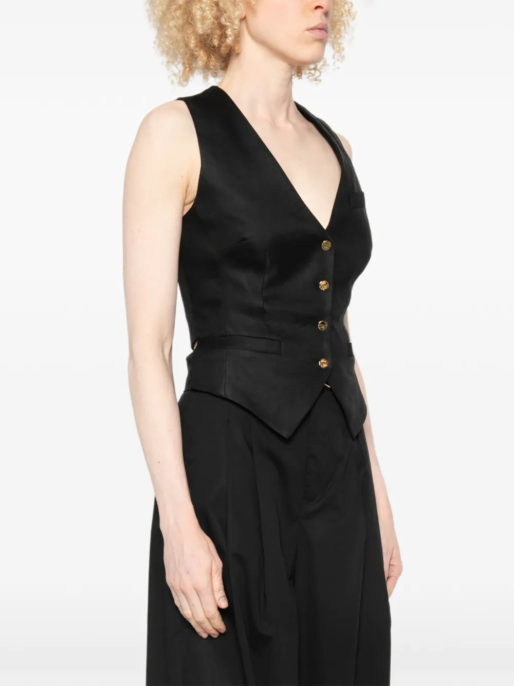 Buttoned vest