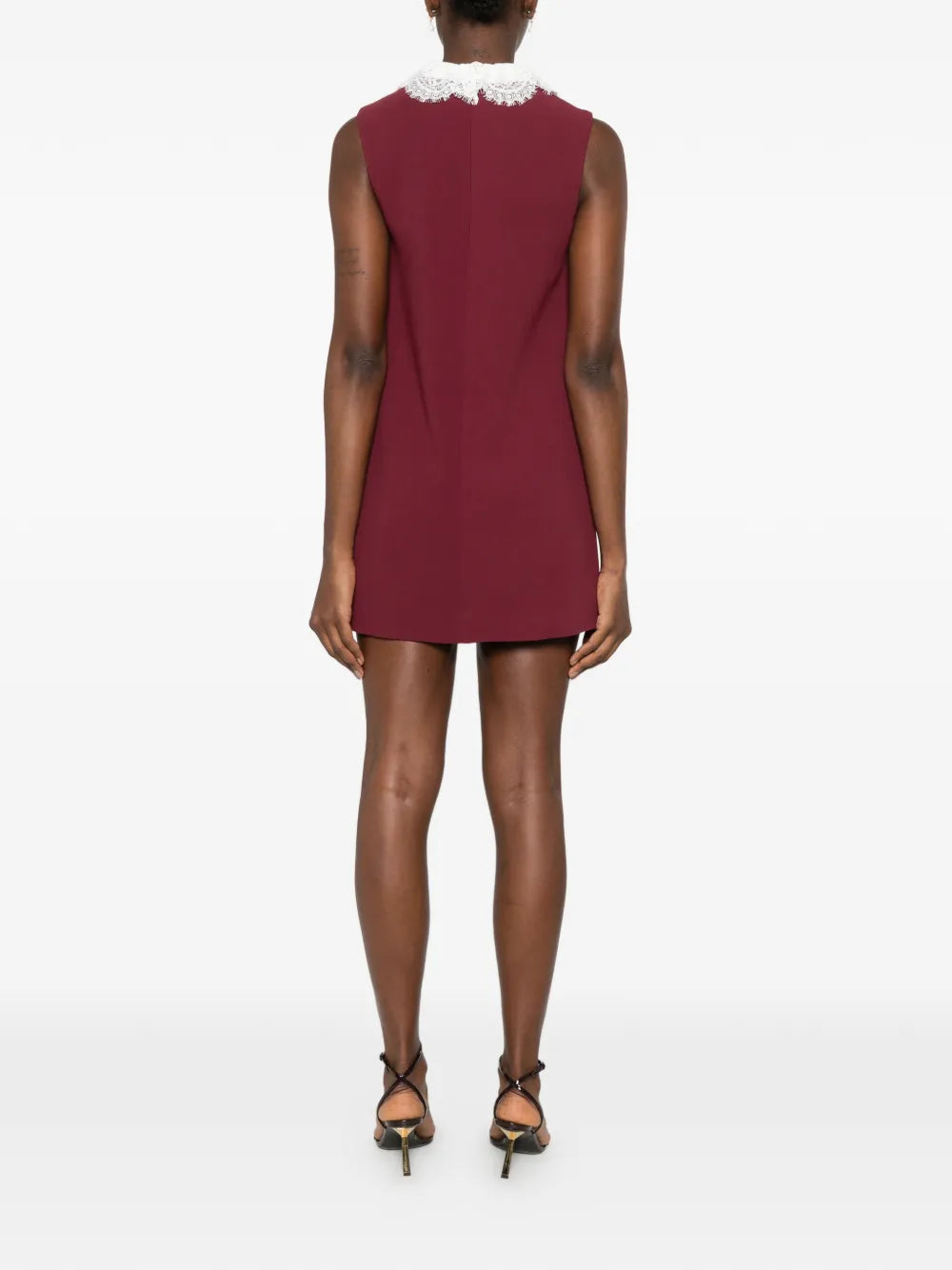 Mini-Kleid mit Spitzenbesatz und Schleife