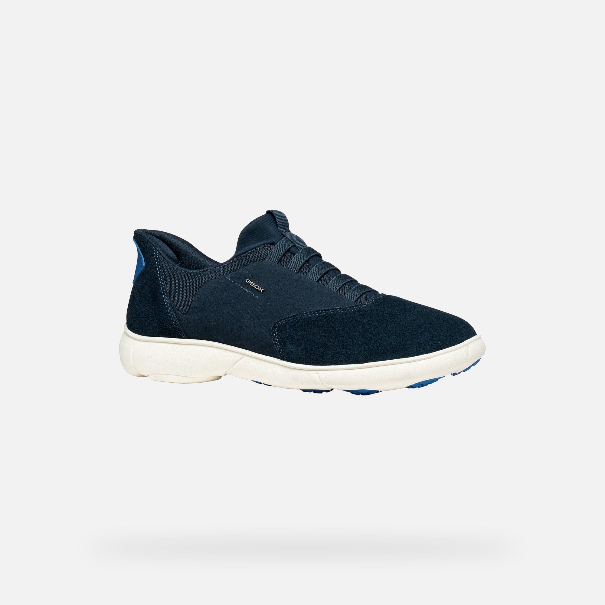 Nebula 2.0 Plus Sneakers