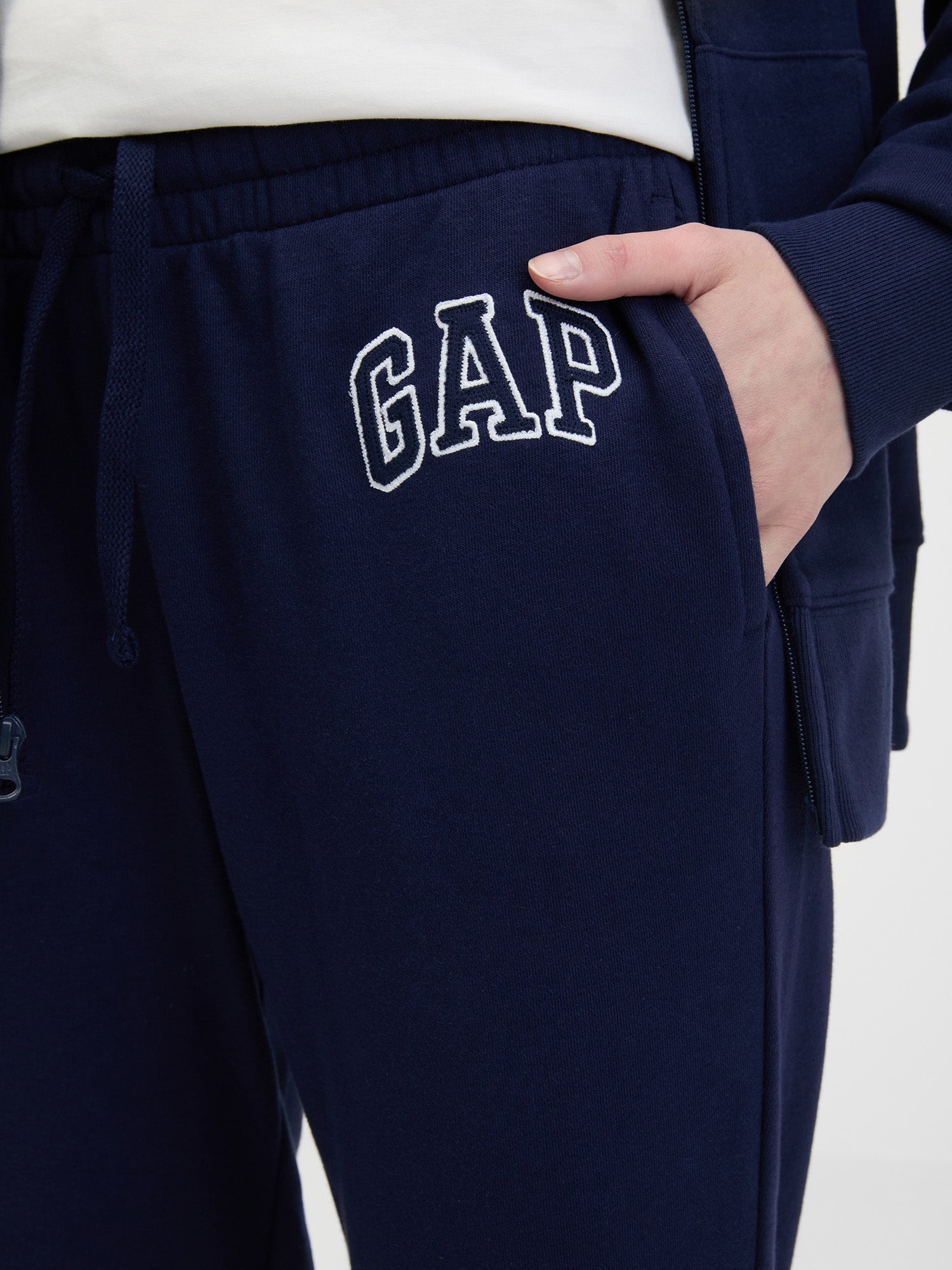 Jogginghose mit Logo