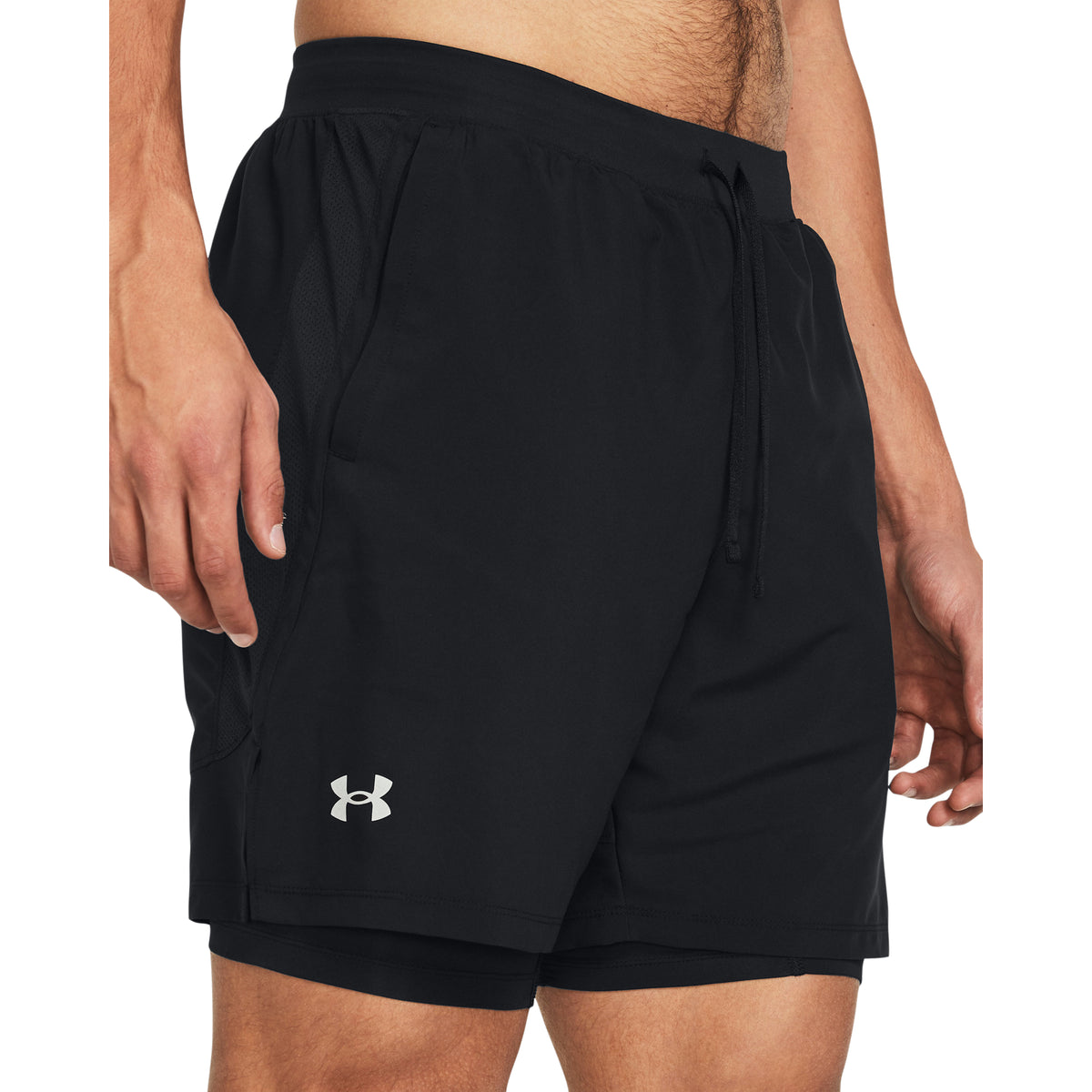 UA 2-in-1-Shorts für Herren 18 cm