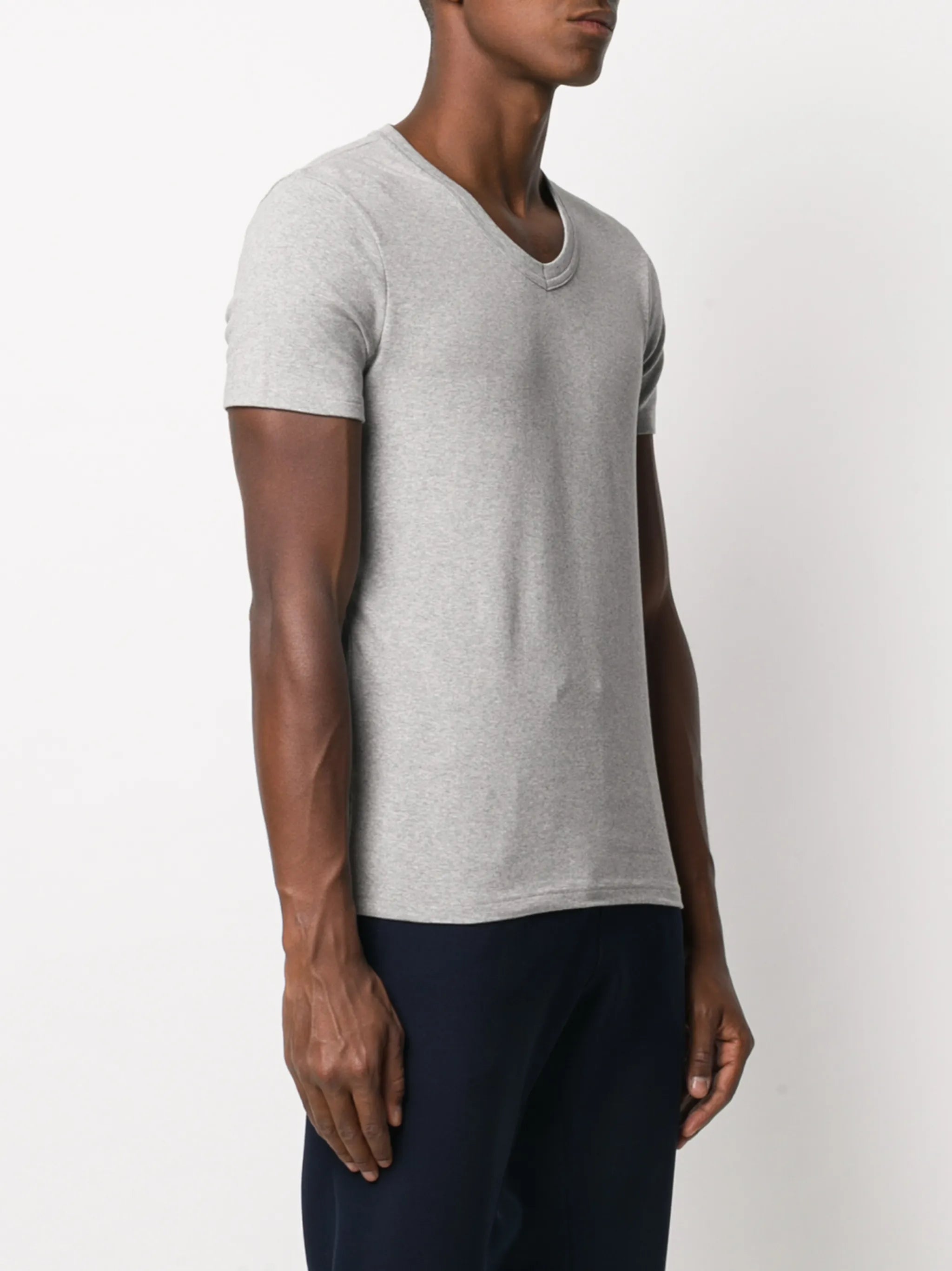T-Shirt mit V-Ausschnitt
