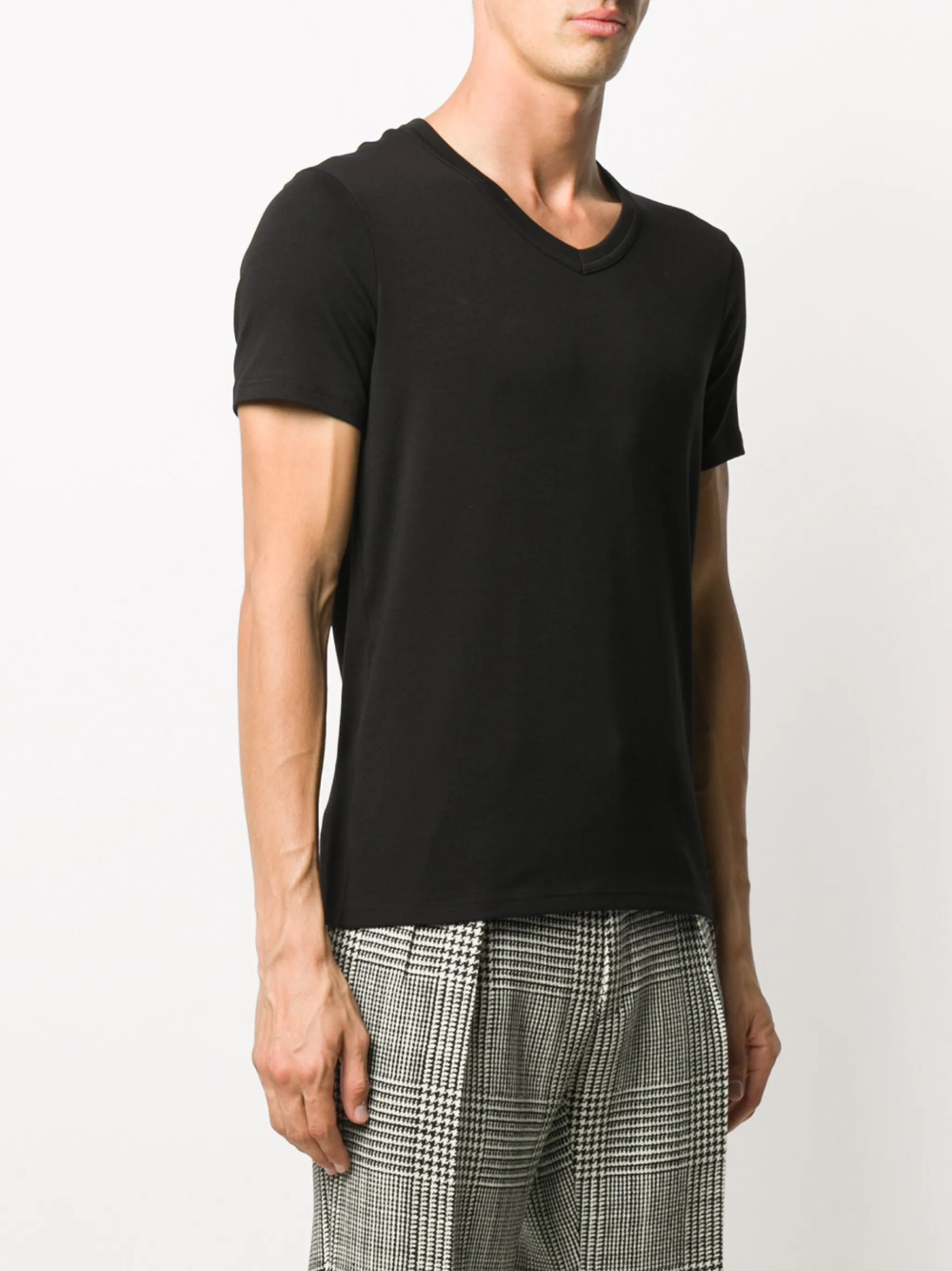 T-SHIRT V-NECK