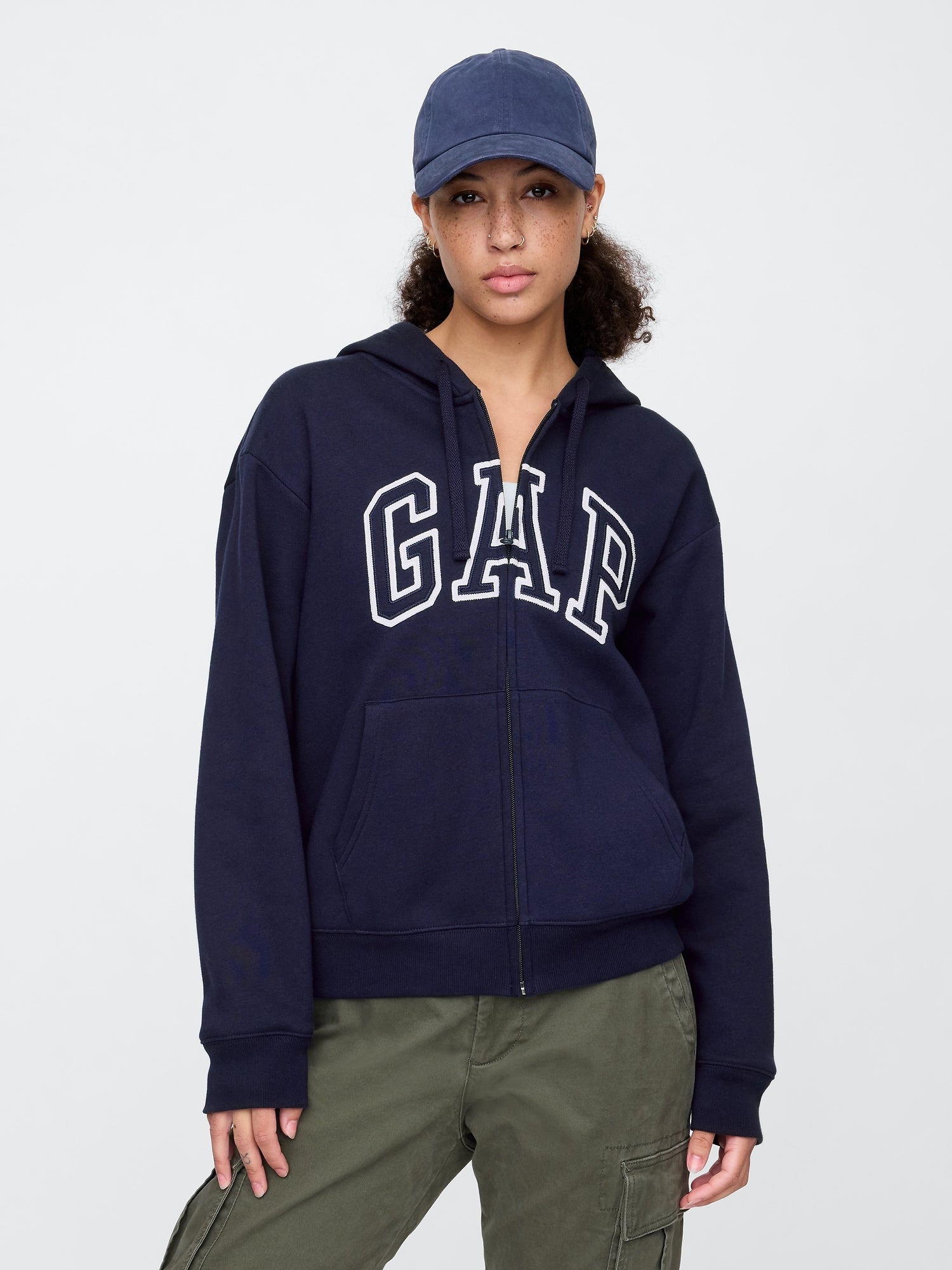 Damen-Kapuzenjacke mit GAP Logo