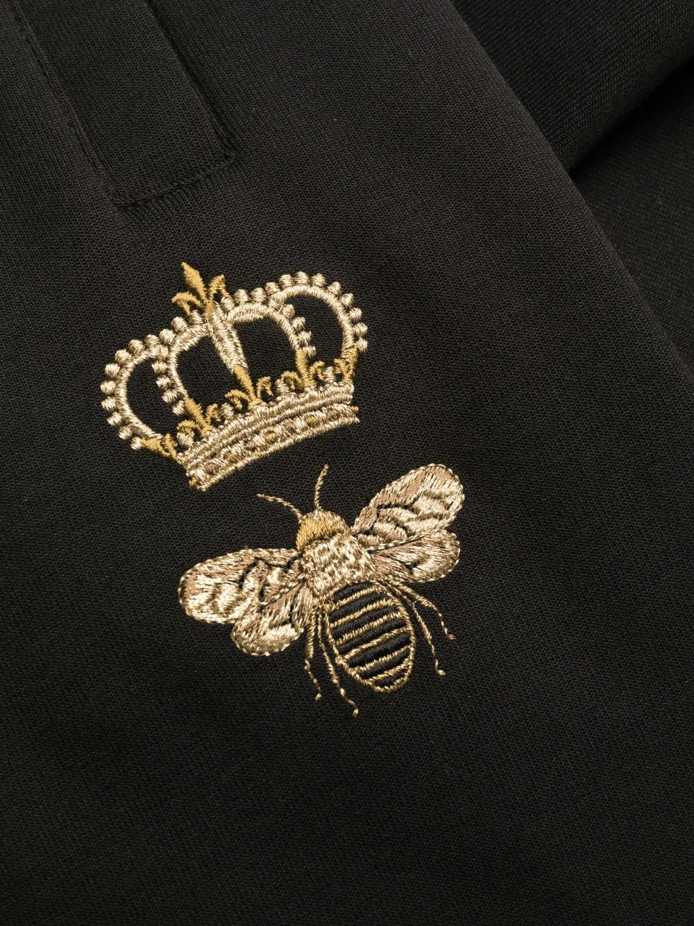 Bestickte Jogginghose