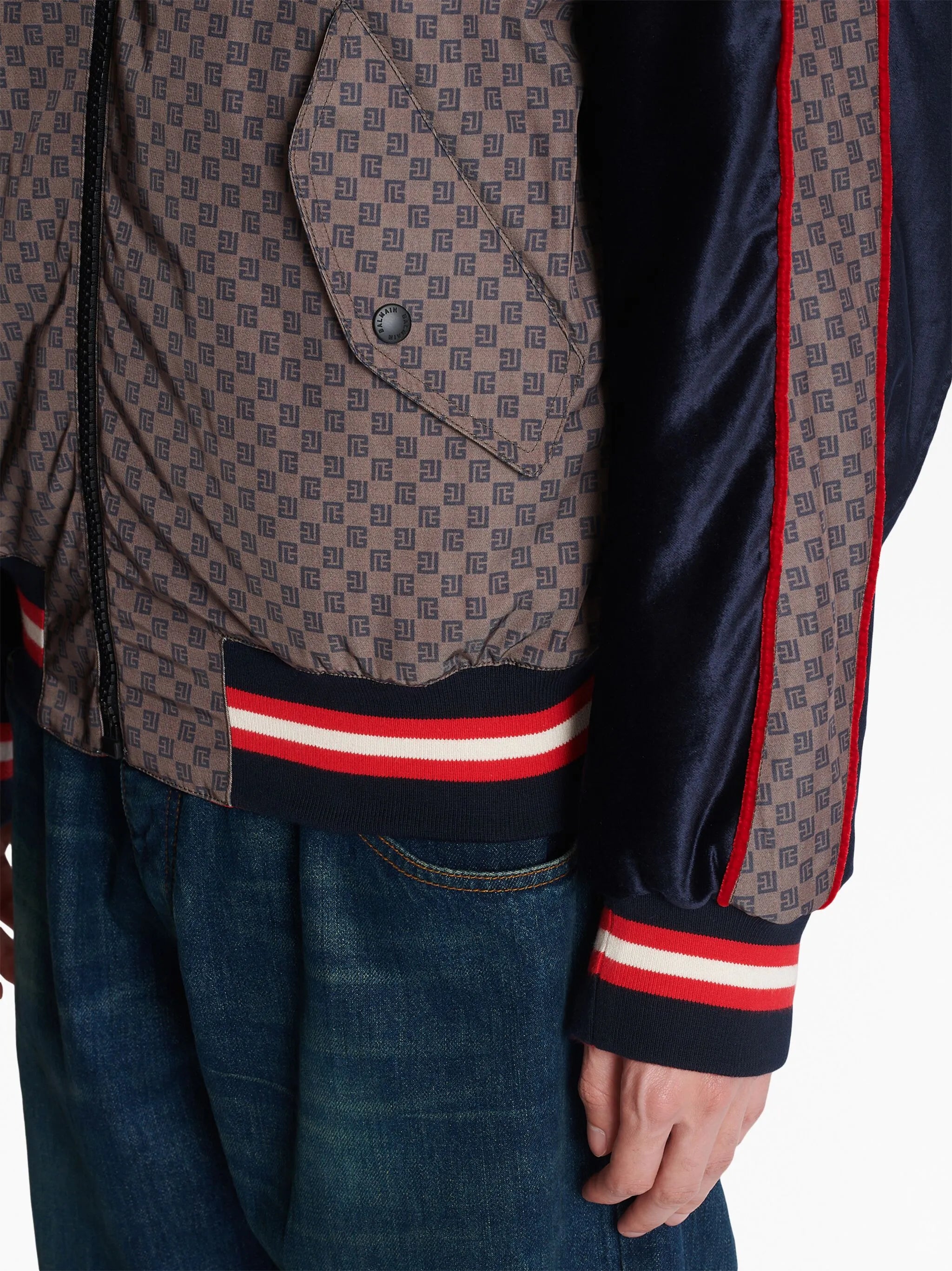 Bomberjacke mit Monogramm
