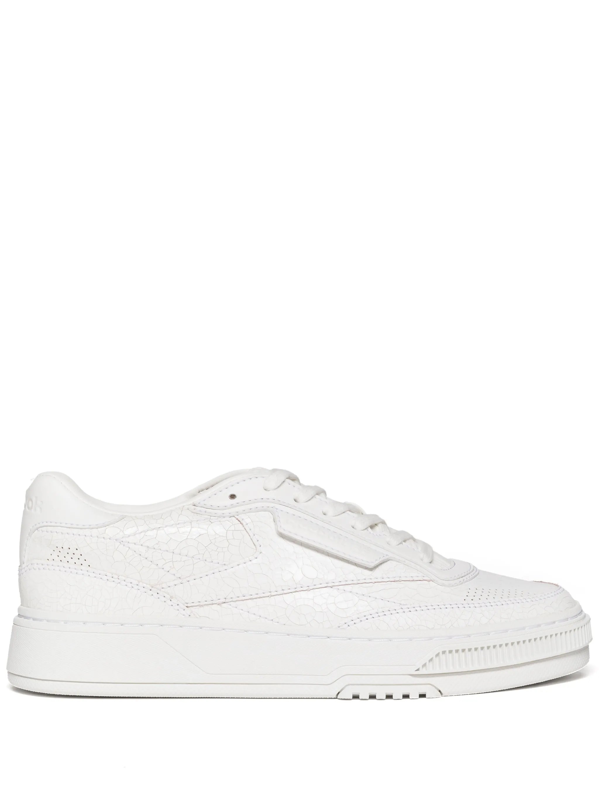 Club C Ltd Sneakers mit Risseffekt