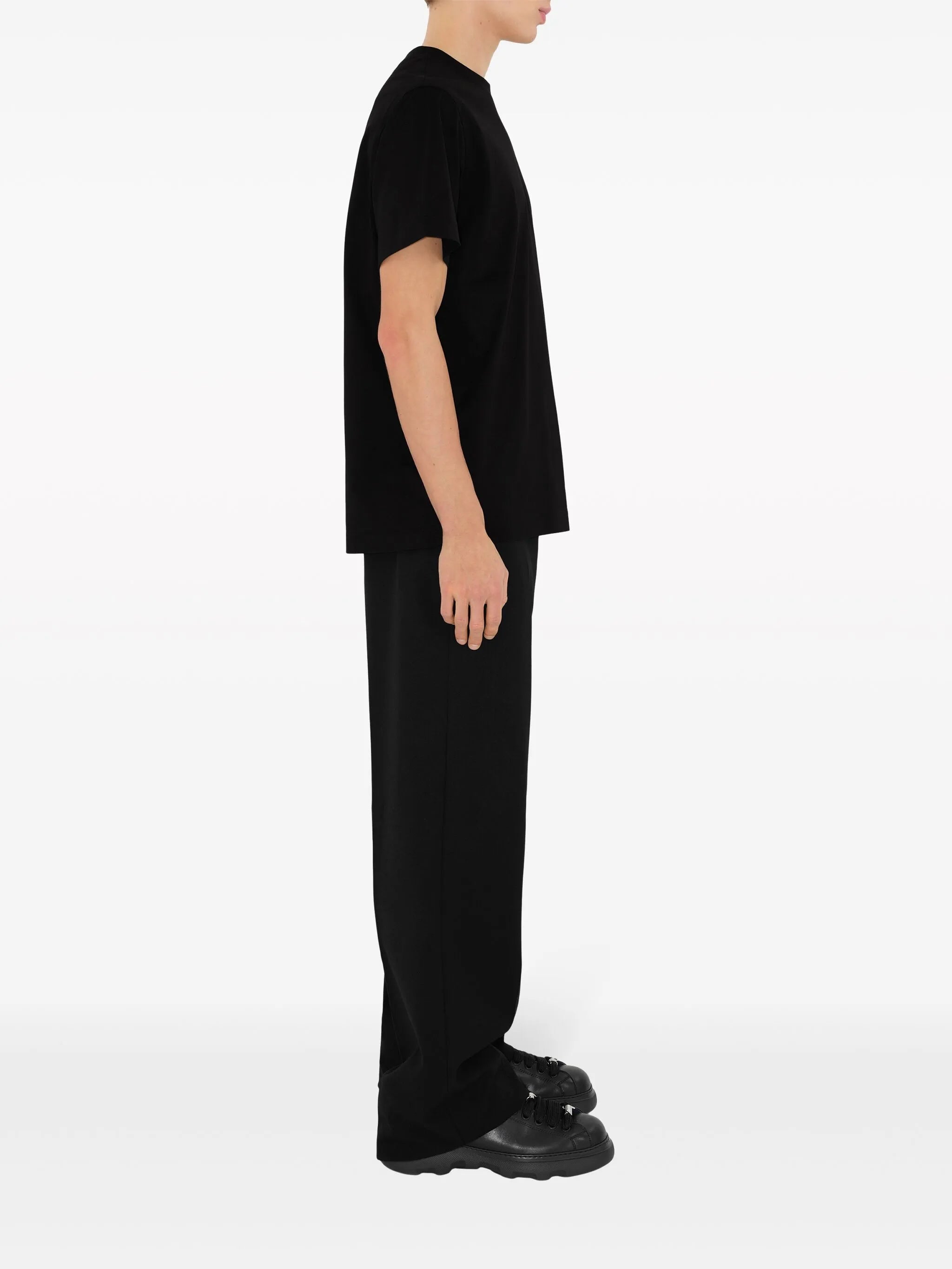 T-Shirt mit EDK-Stickerei
