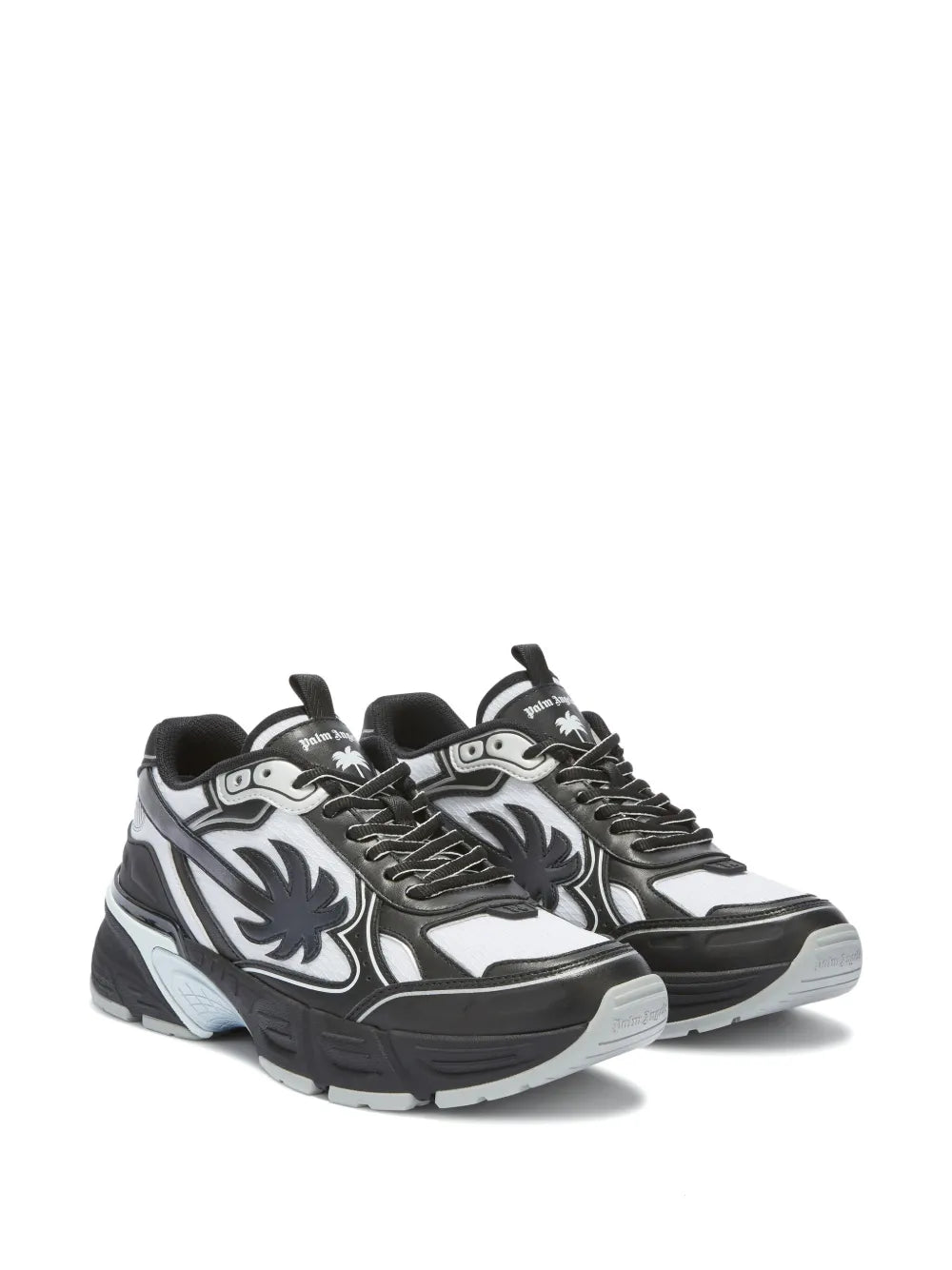 Sneakers mit Logo-Applikation