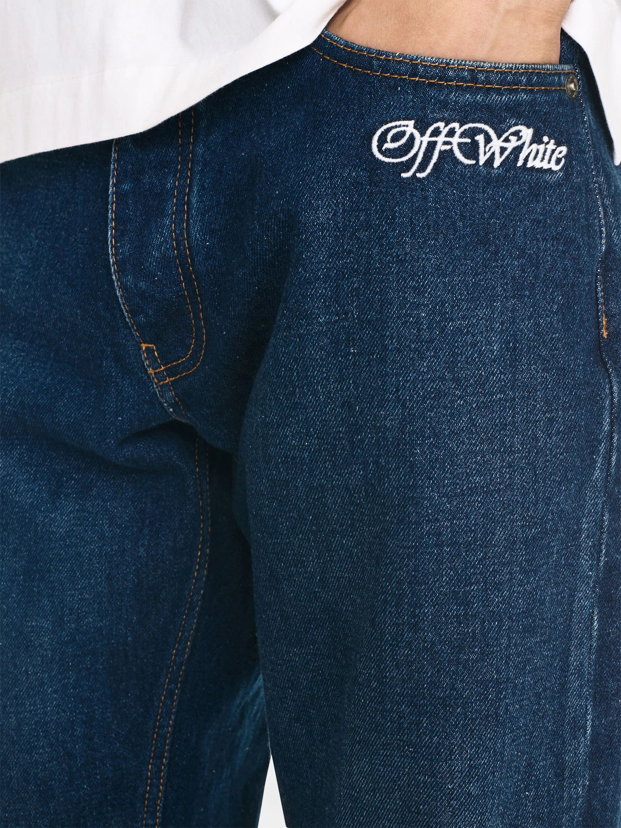 Script tapered jeans