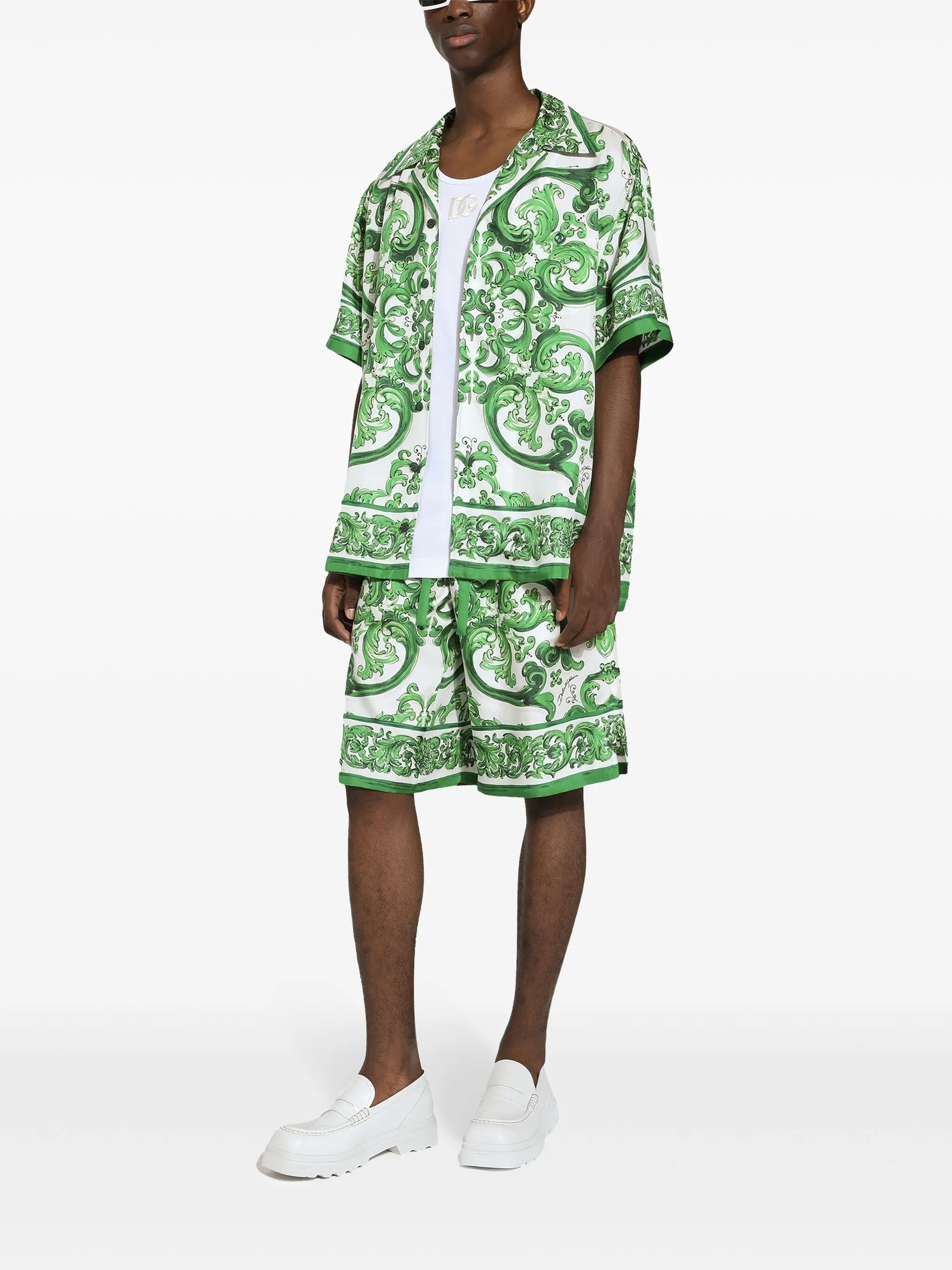 Seidenshorts mit Majolica-Print