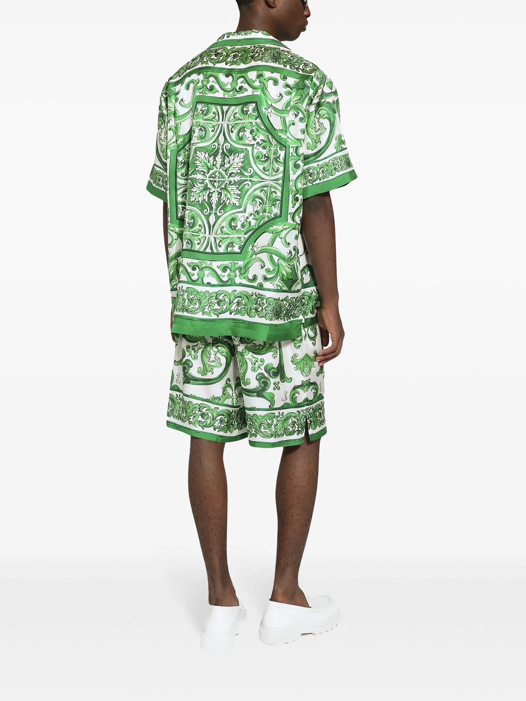 Seidenshorts mit Majolica-Print