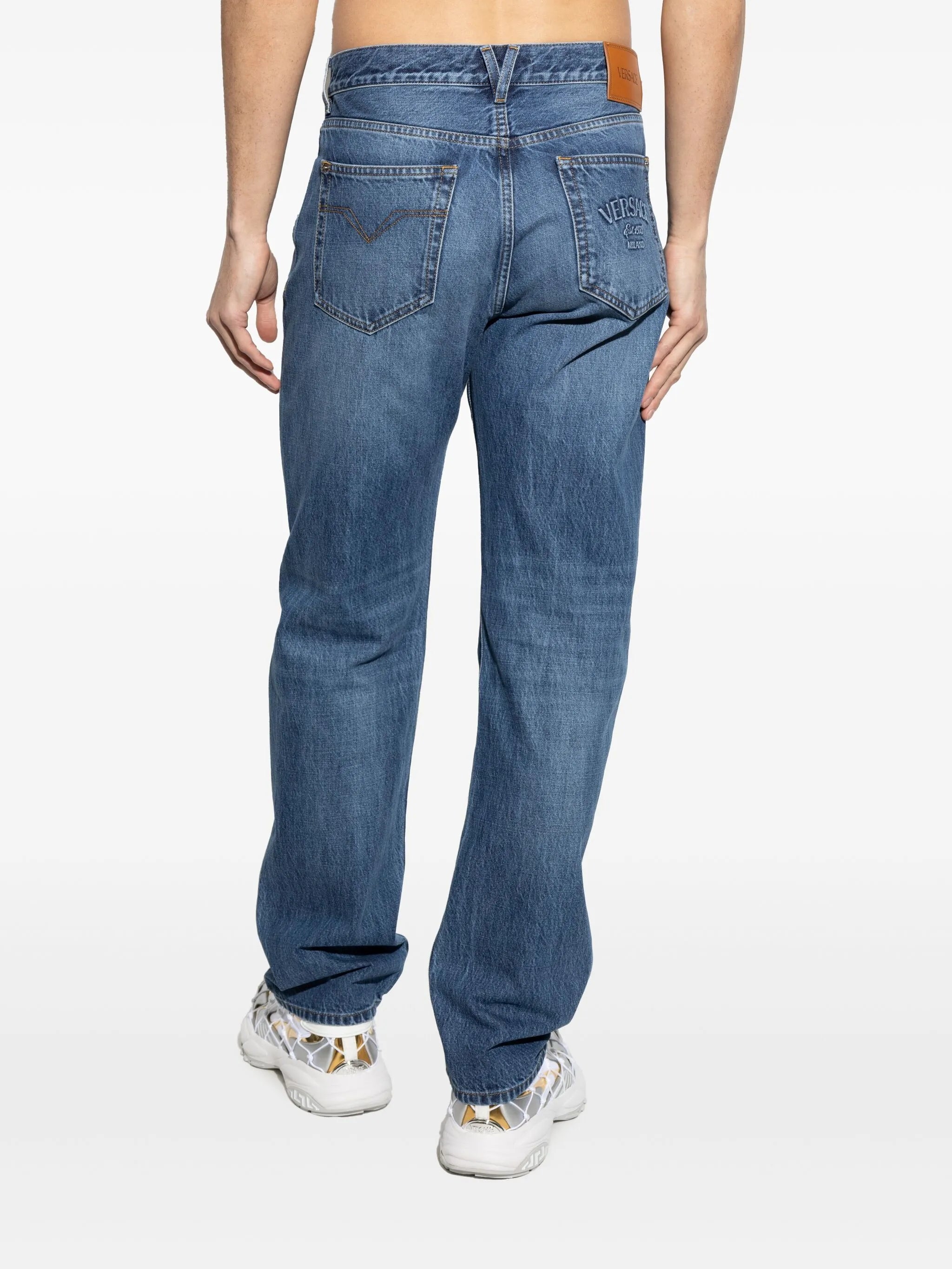 Denim Stone Wash Jeans mit Stickerei