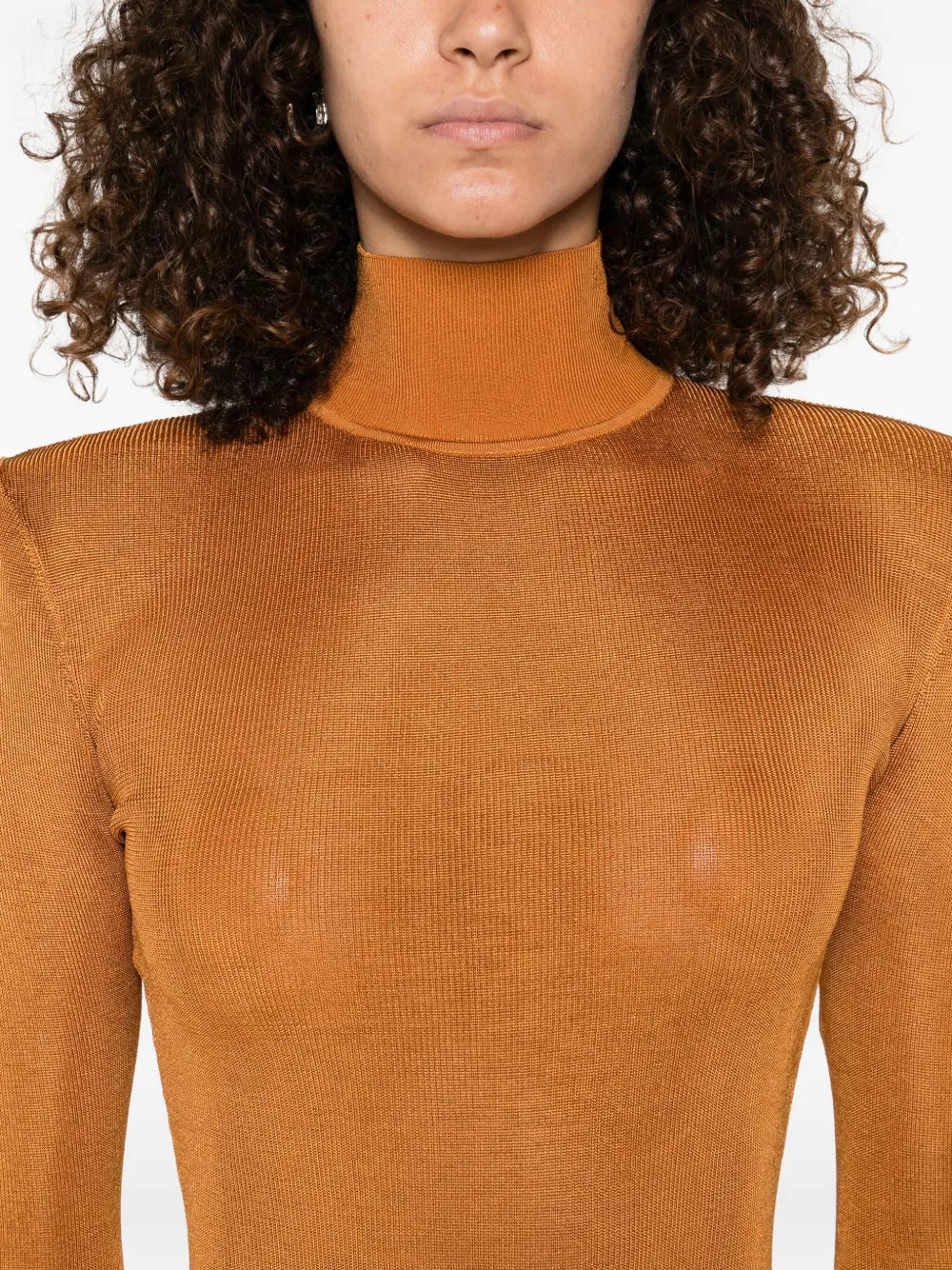 Langärmeliges Kleid mit Stehkragen