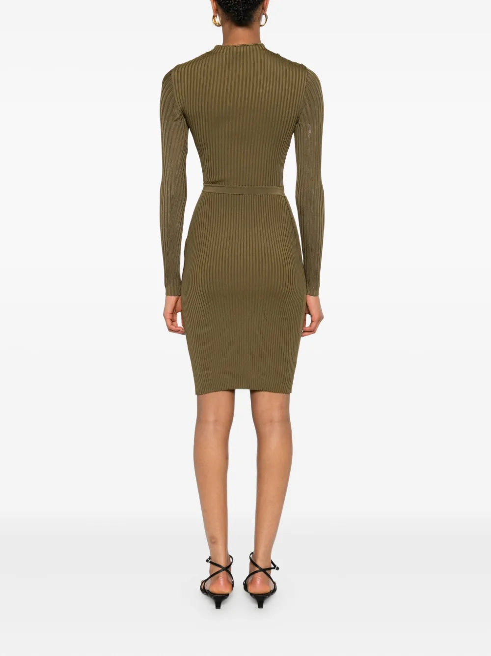 Geripptes Kleid mit Knopfdetail