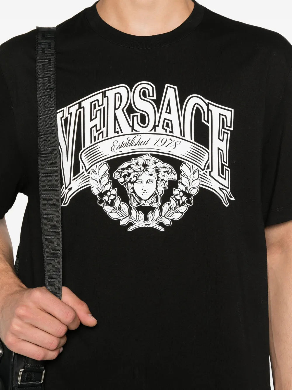 T-shirt with Medusa logo
