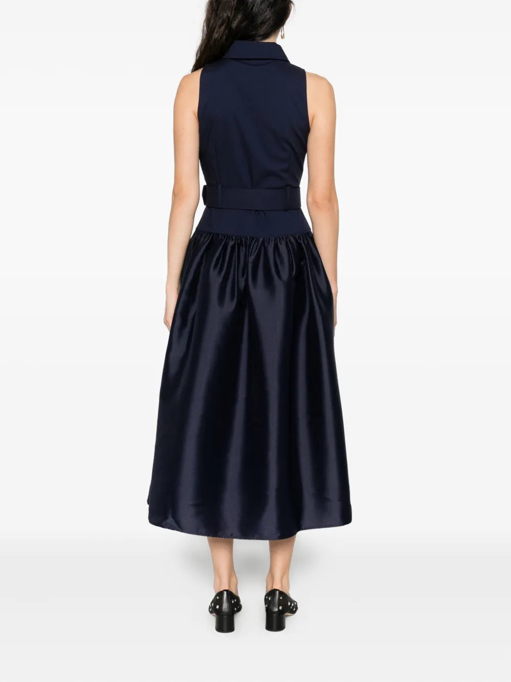Dress with belt