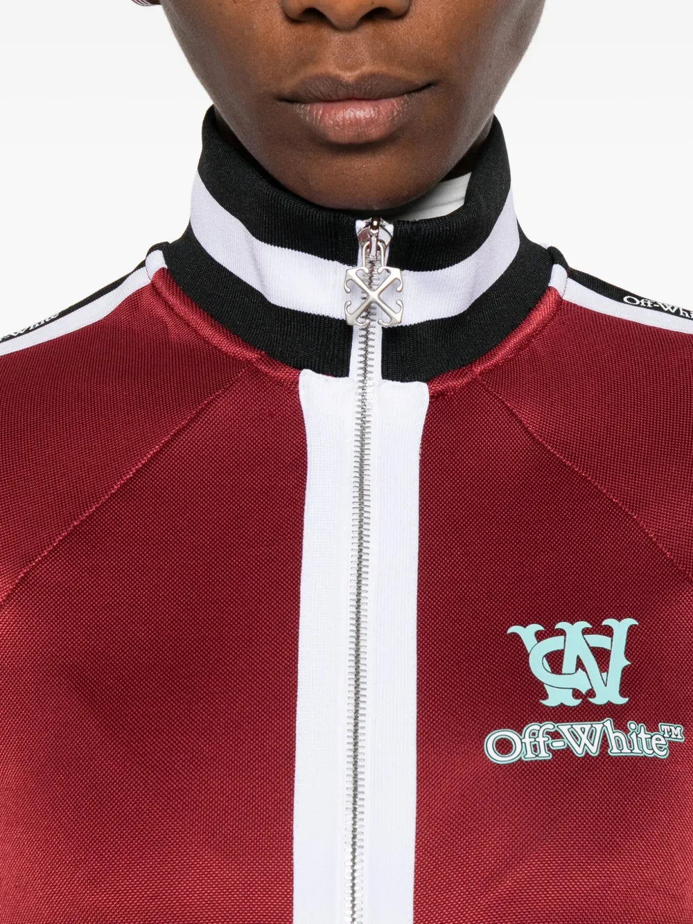 Sportjacke mit Kontraststreifen