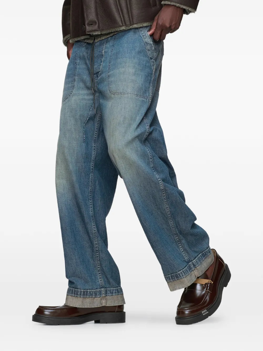Jeans mit weitem Bein