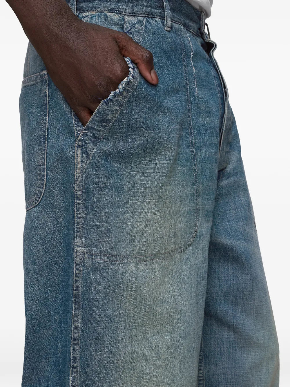Jeans mit weitem Bein