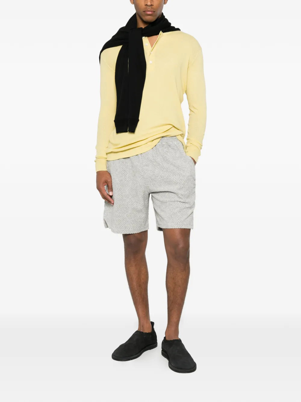Shorts mit geometrischem Muster